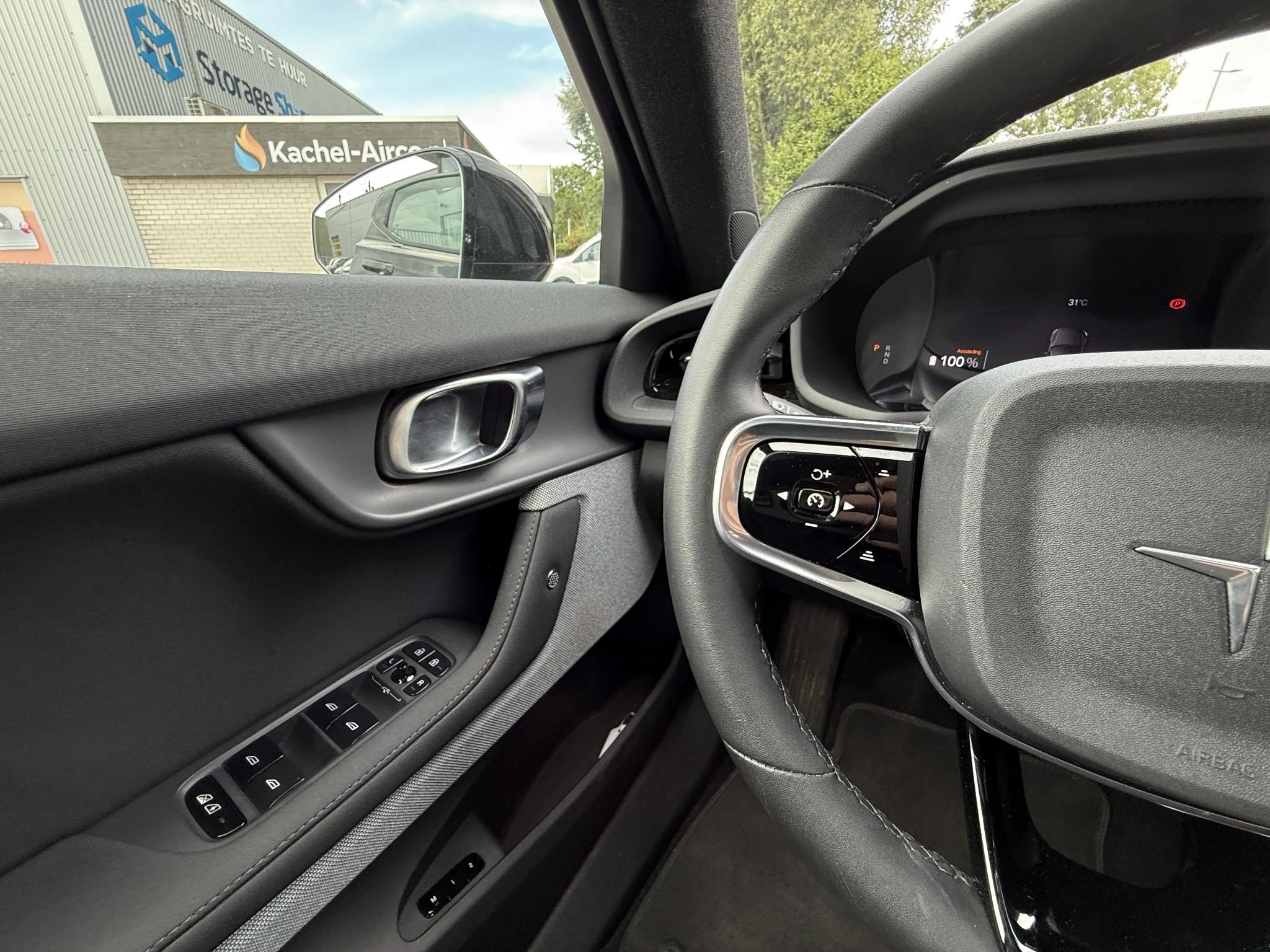 Hoofdafbeelding Polestar 2