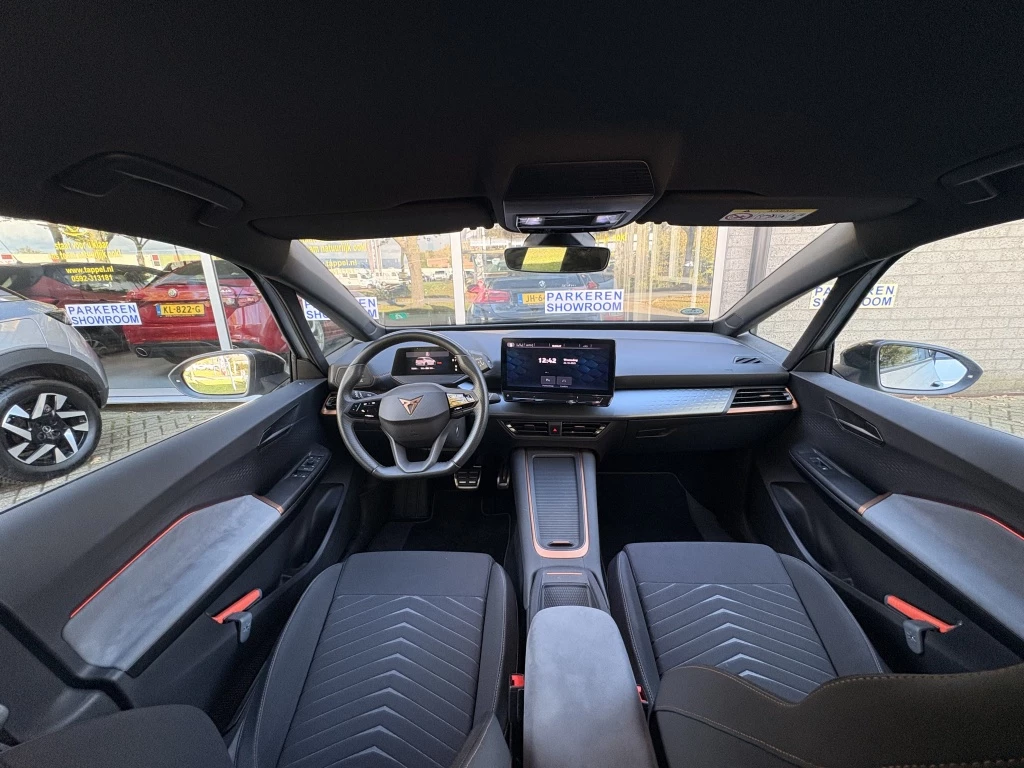 Hoofdafbeelding CUPRA Born