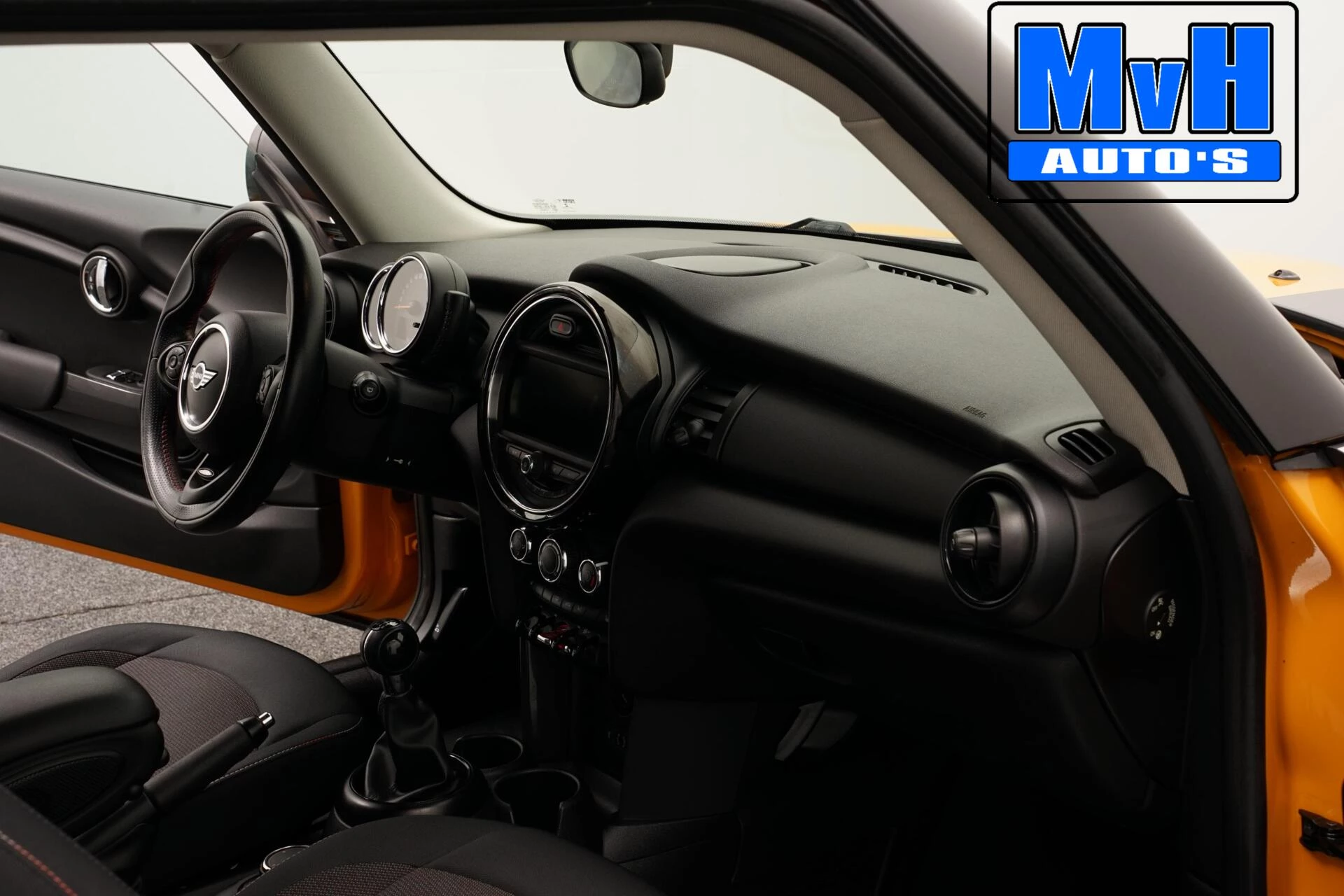 Hoofdafbeelding MINI One