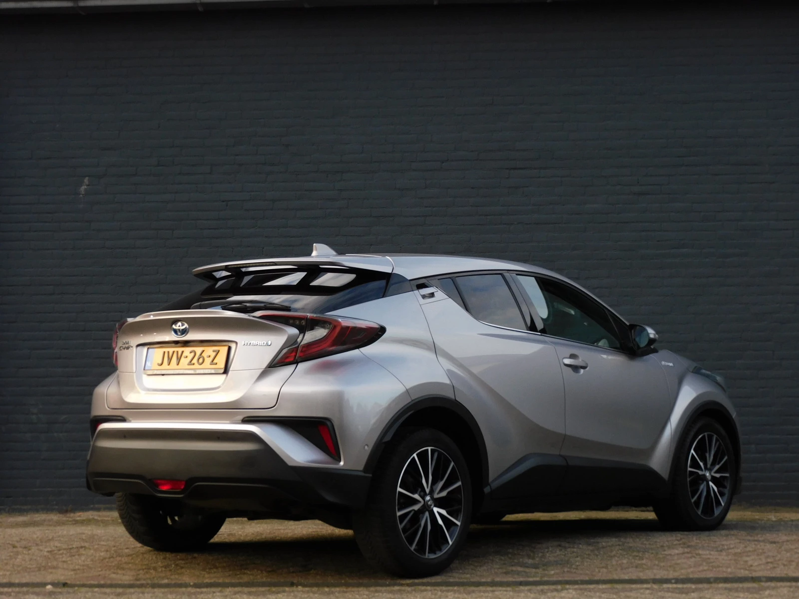 Hoofdafbeelding Toyota C-HR