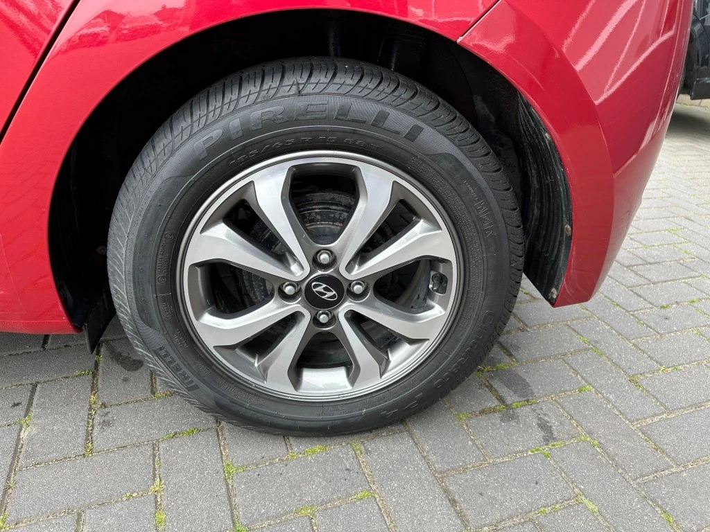 Hoofdafbeelding Hyundai i20