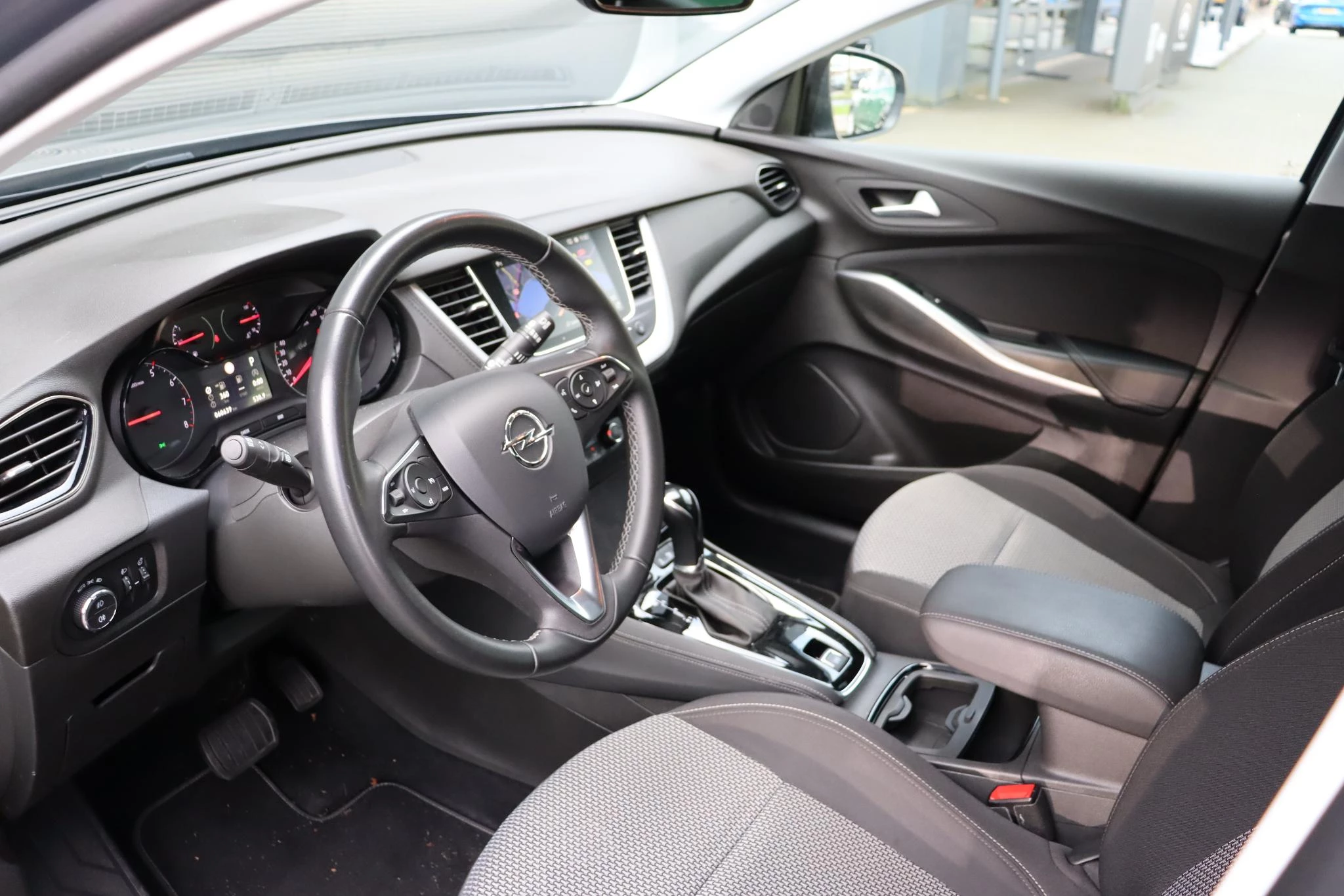 Hoofdafbeelding Opel Grandland X