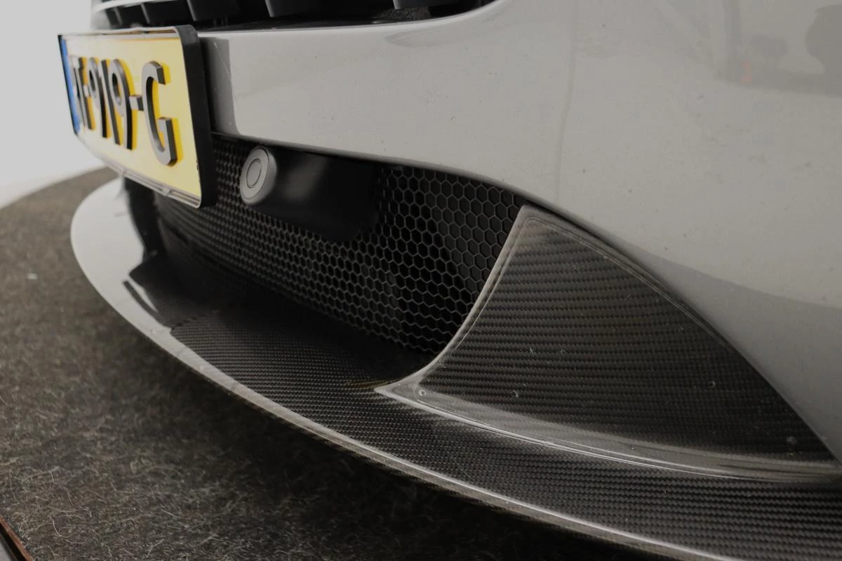 Hoofdafbeelding Aston Martin V12 Vantage