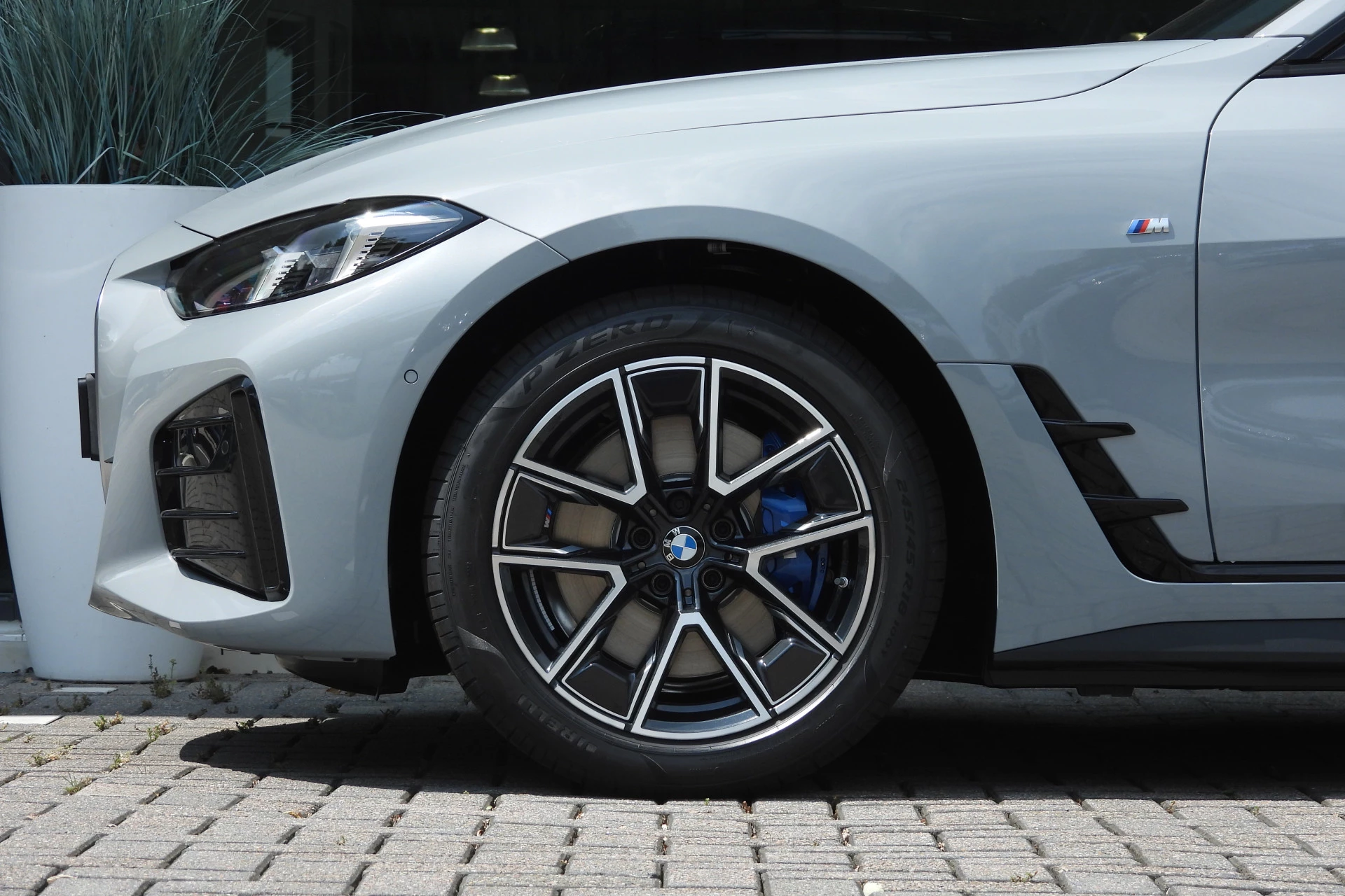 Hoofdafbeelding BMW i4
