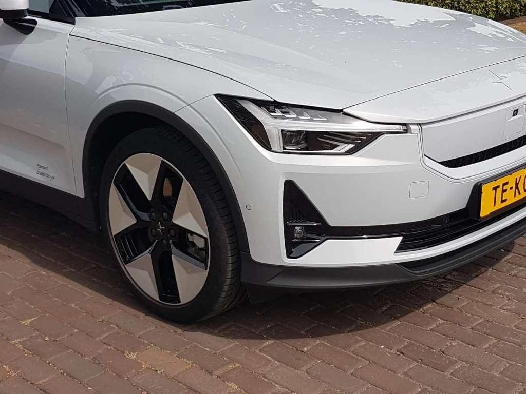 Hoofdafbeelding Polestar 2