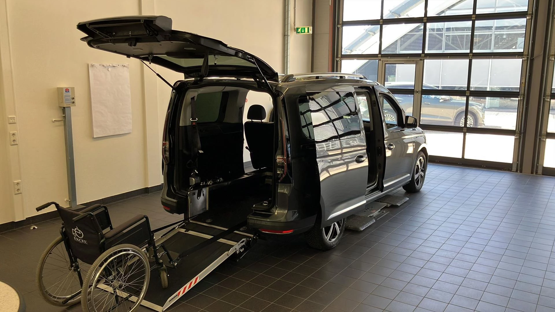 Hoofdafbeelding Volkswagen Caddy