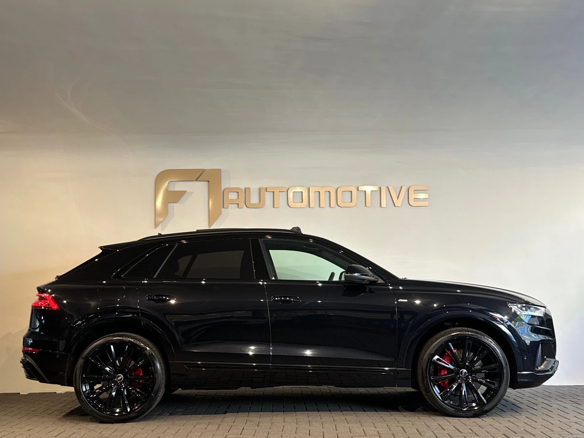 Hoofdafbeelding Audi Q8