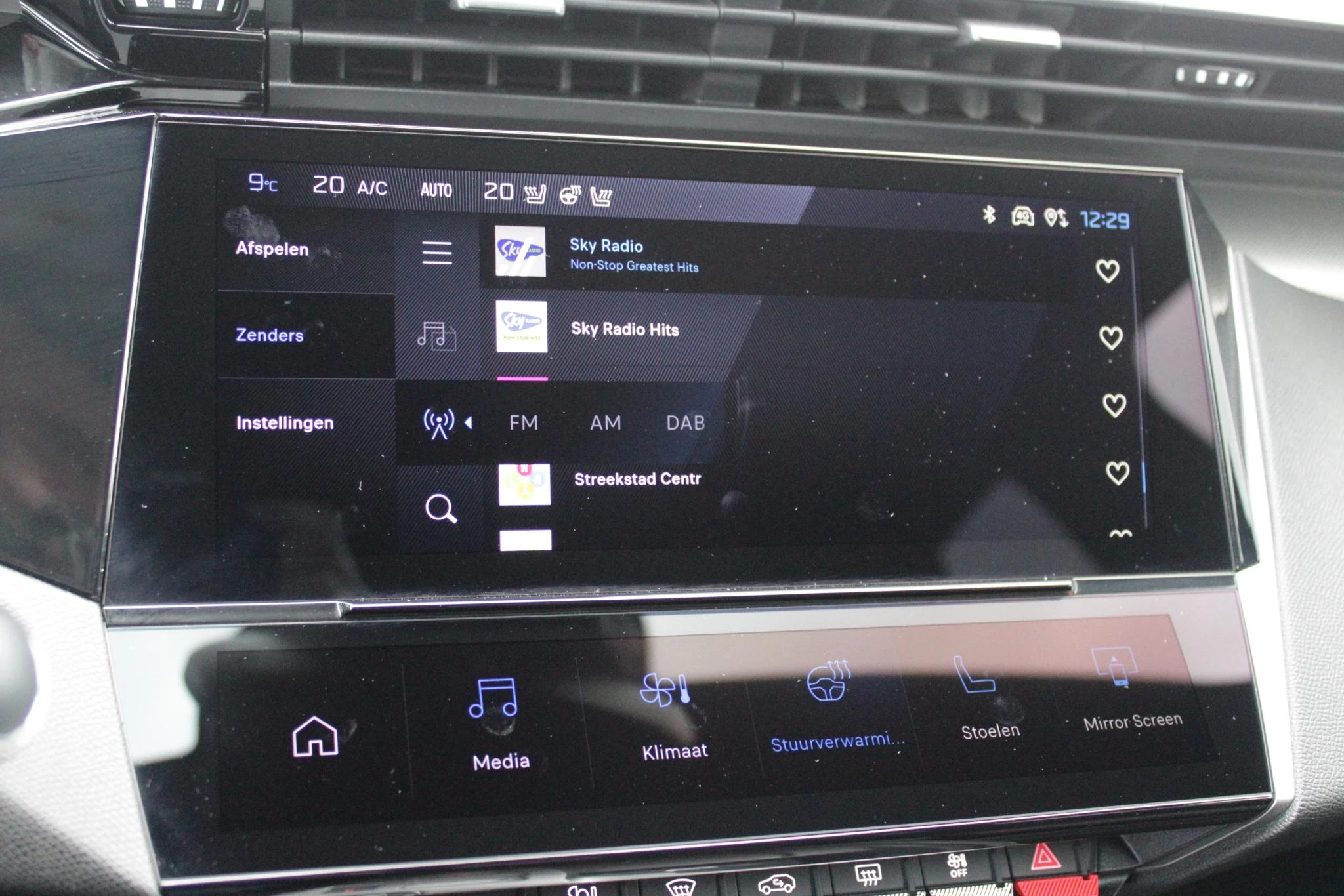 Hoofdafbeelding Peugeot 408