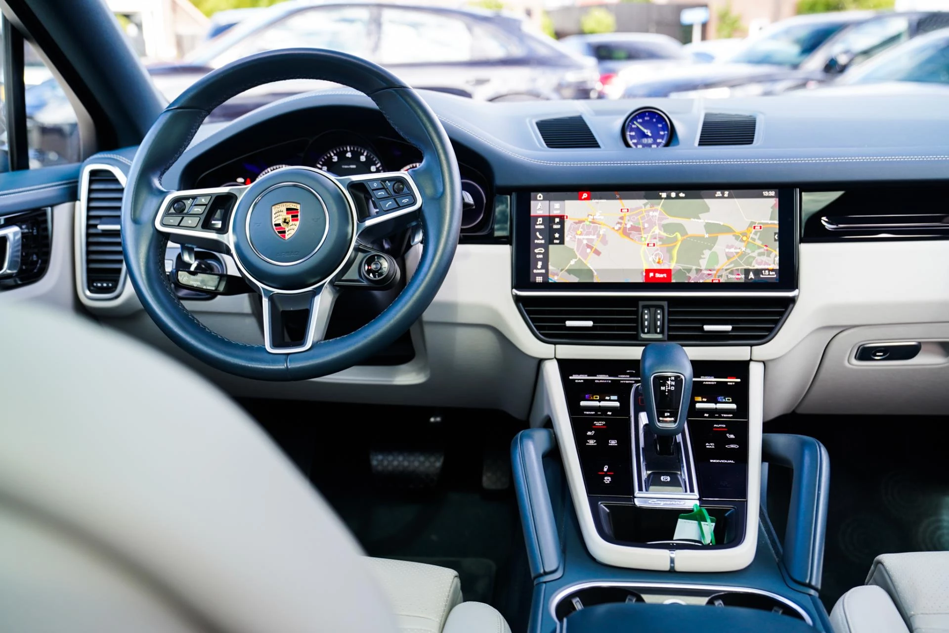 Hoofdafbeelding Porsche Cayenne