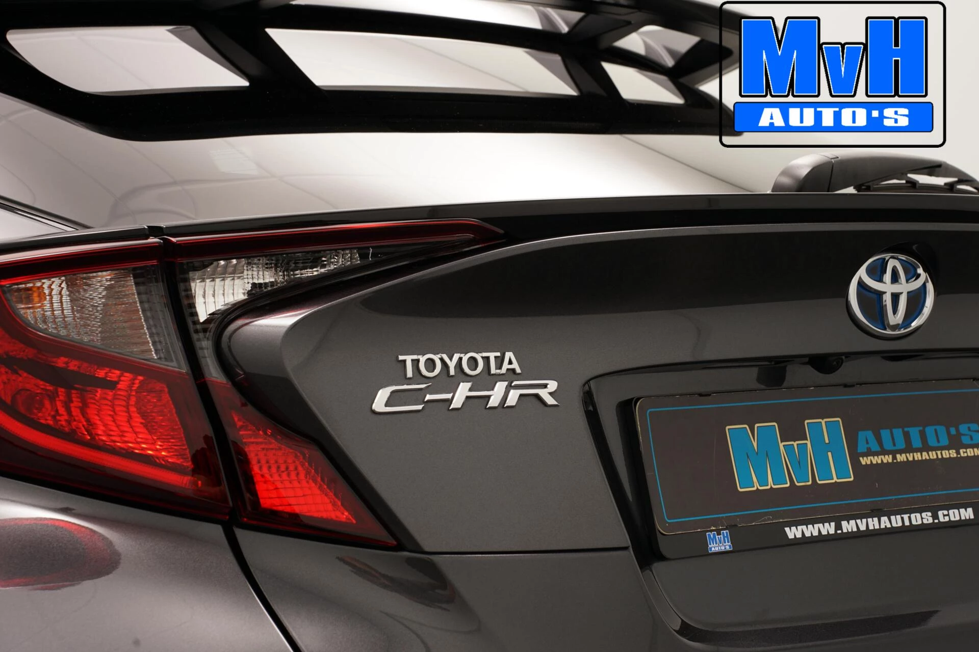 Hoofdafbeelding Toyota C-HR