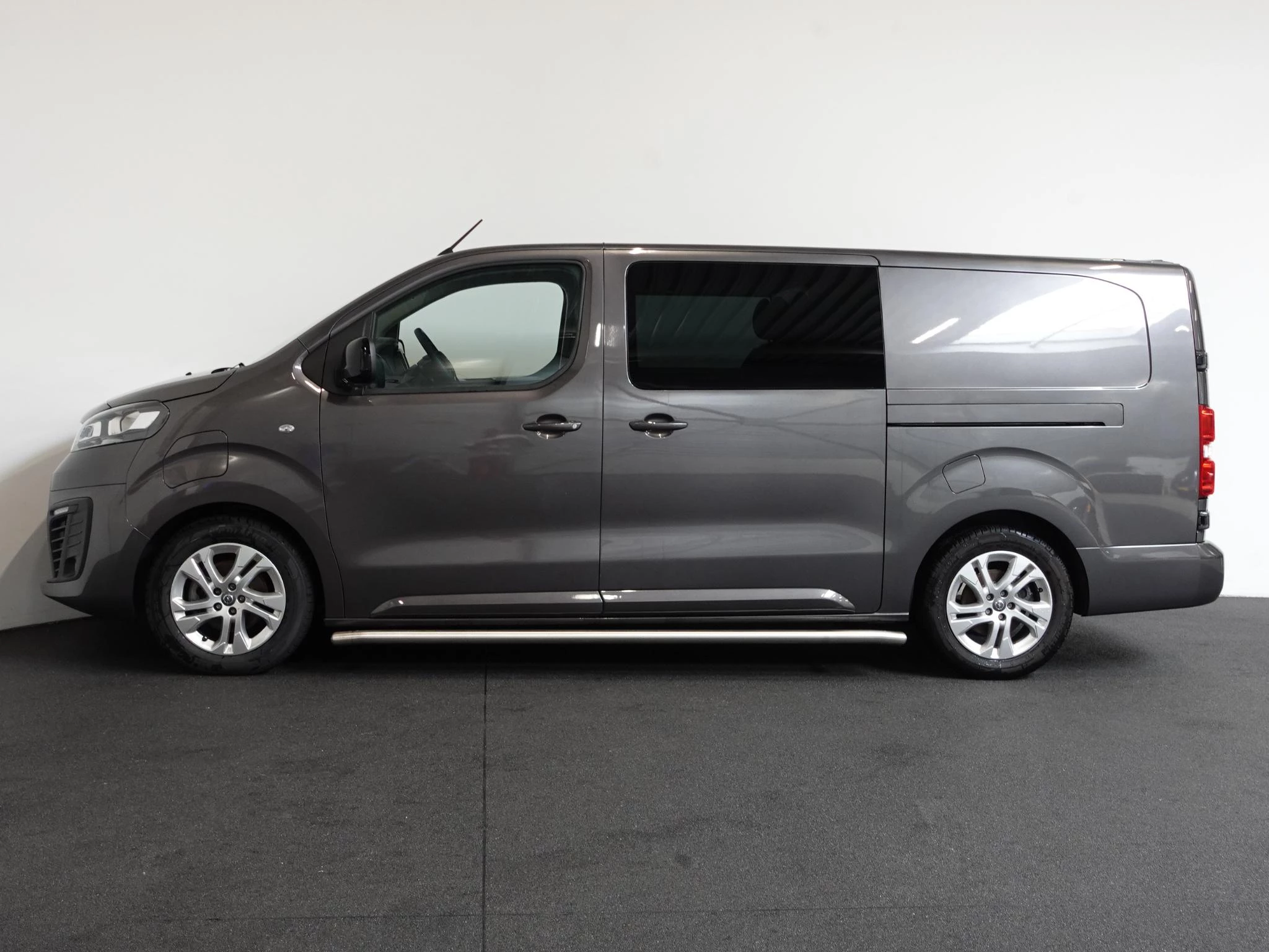 Hoofdafbeelding Opel Vivaro-e