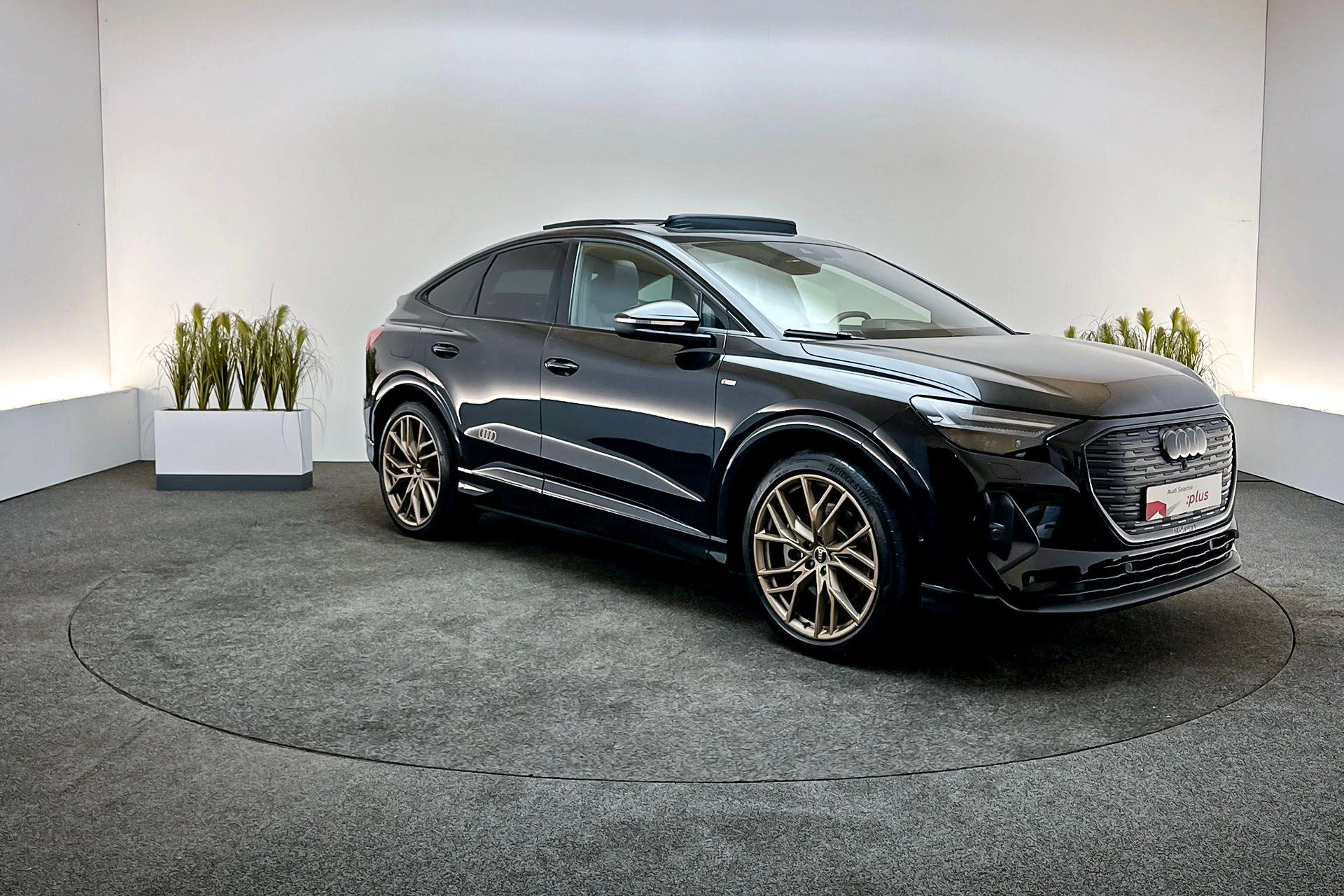 Hoofdafbeelding Audi Q4 Sportback e-tron