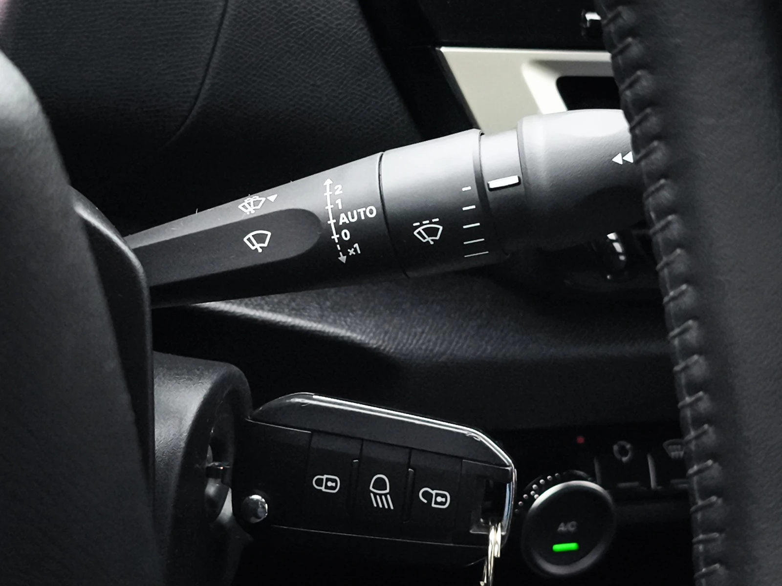 Hoofdafbeelding Citroën ë-C4 X