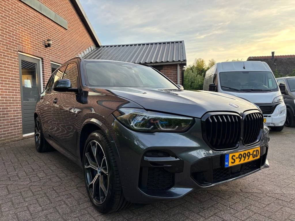 Hoofdafbeelding BMW X5