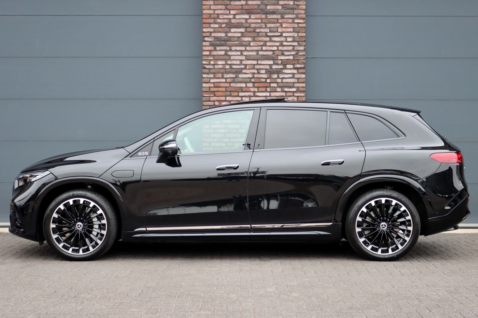 Hoofdafbeelding Mercedes-Benz EQS