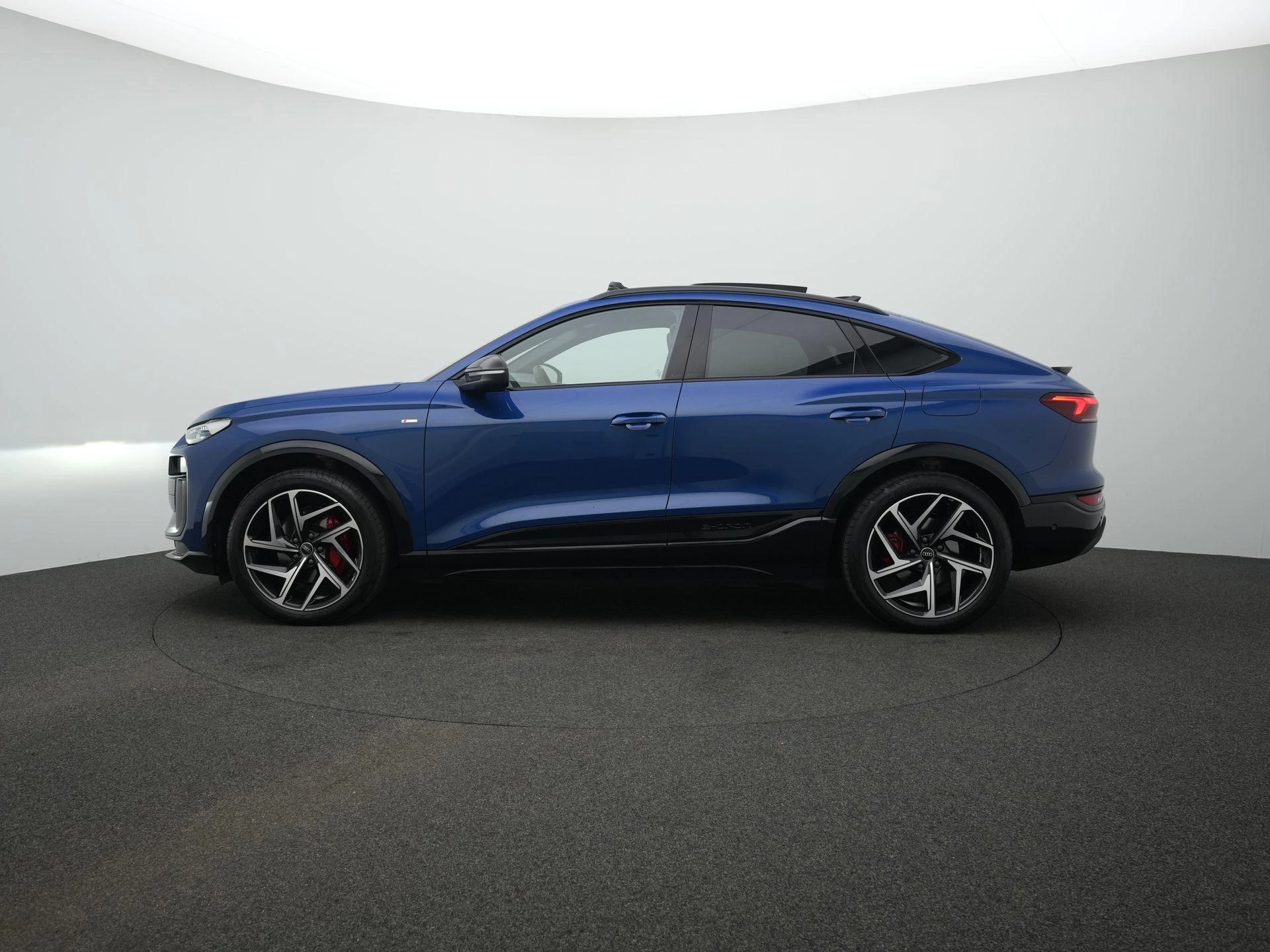Hoofdafbeelding Audi Q6