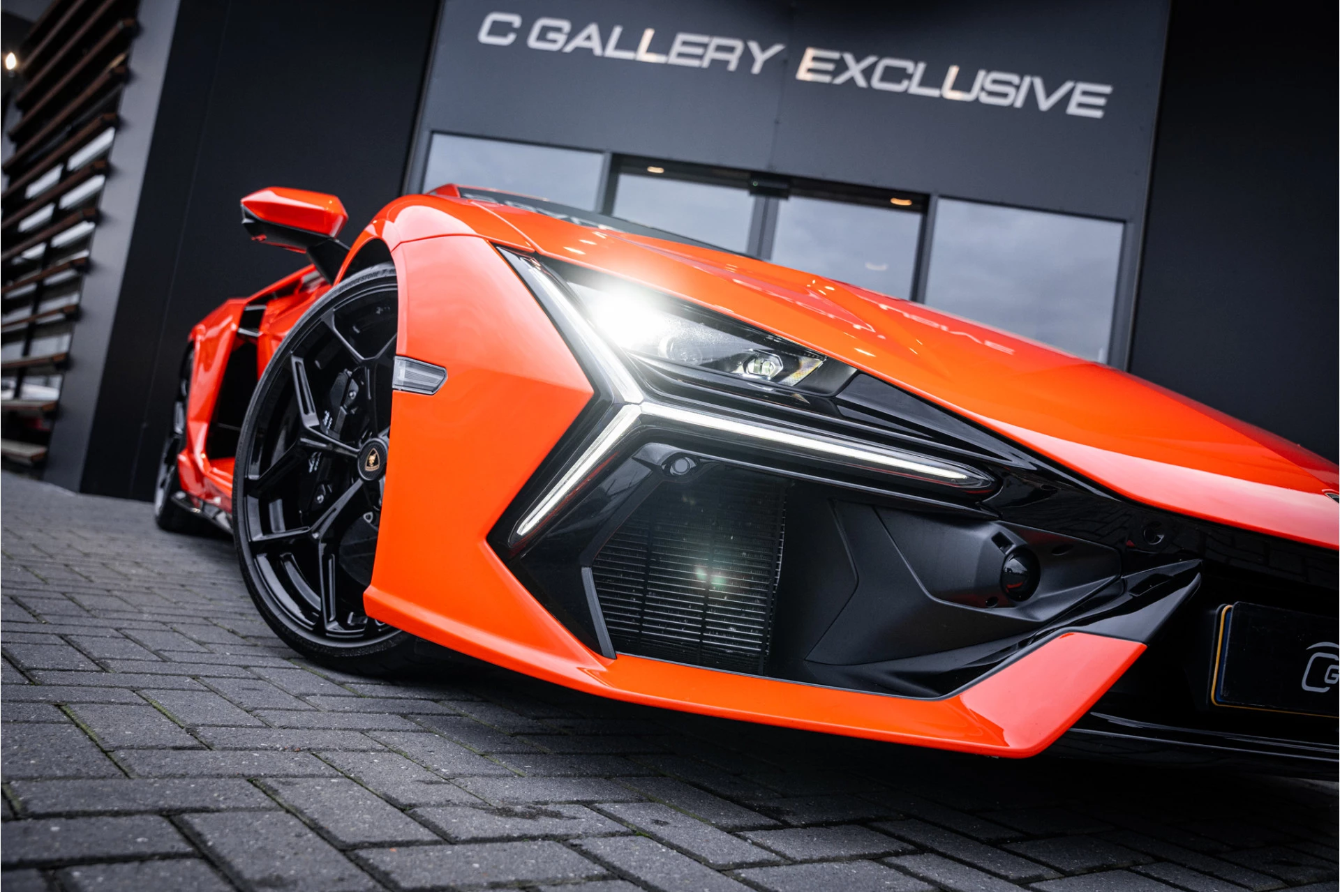 Hoofdafbeelding Lamborghini Revuelto