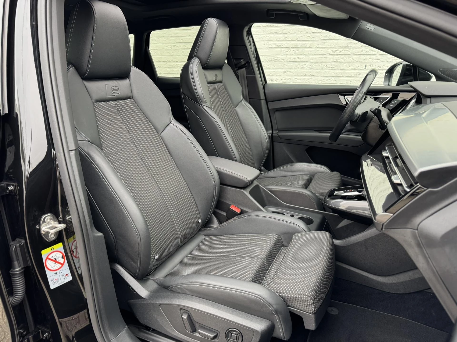 Hoofdafbeelding Audi Q4 e-tron