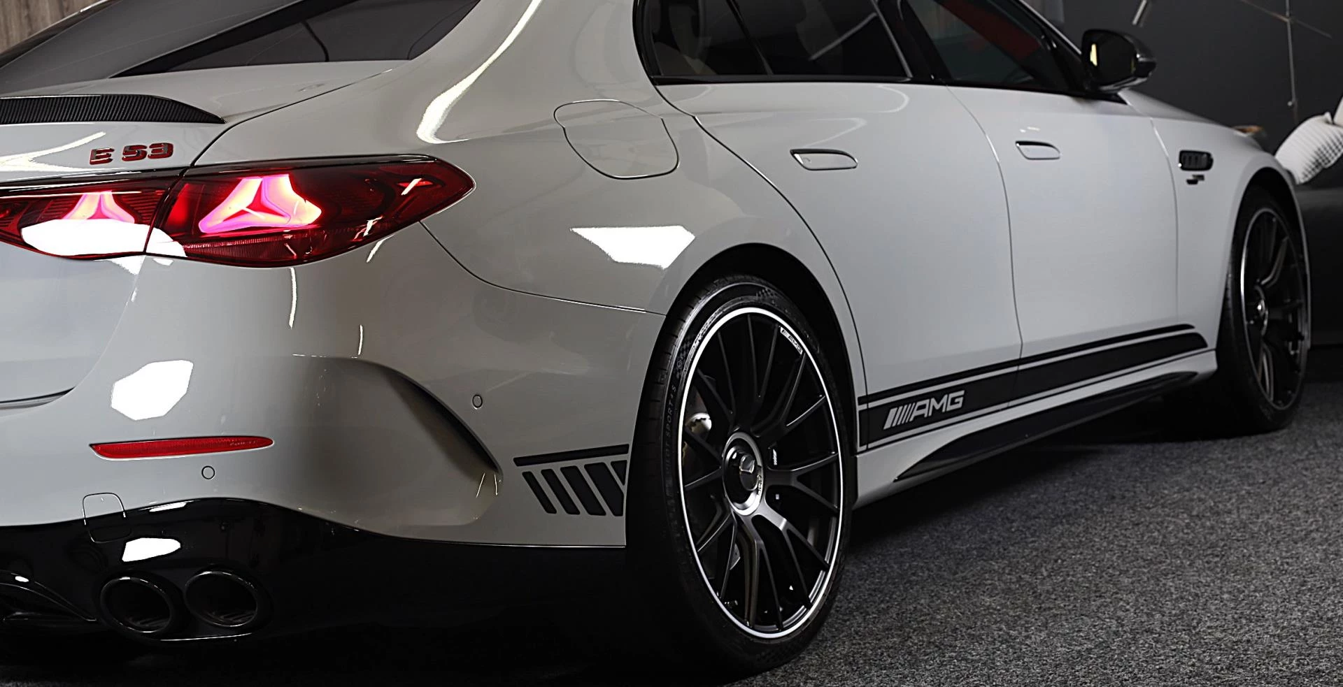 Hoofdafbeelding Mercedes-Benz E-Klasse