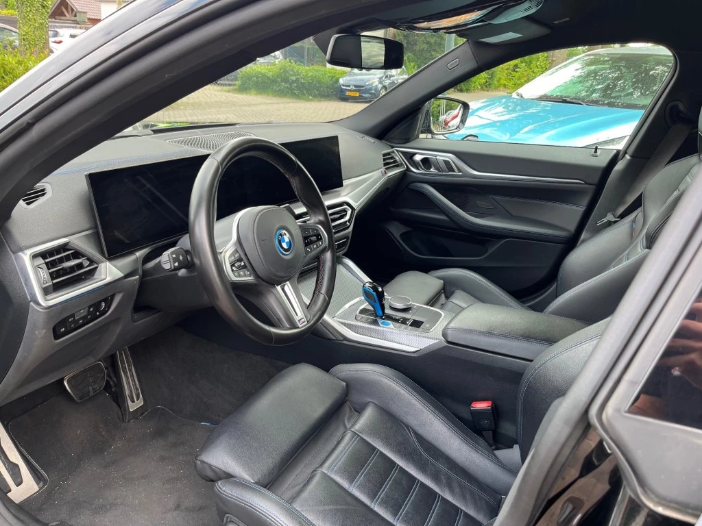 Hoofdafbeelding BMW i4
