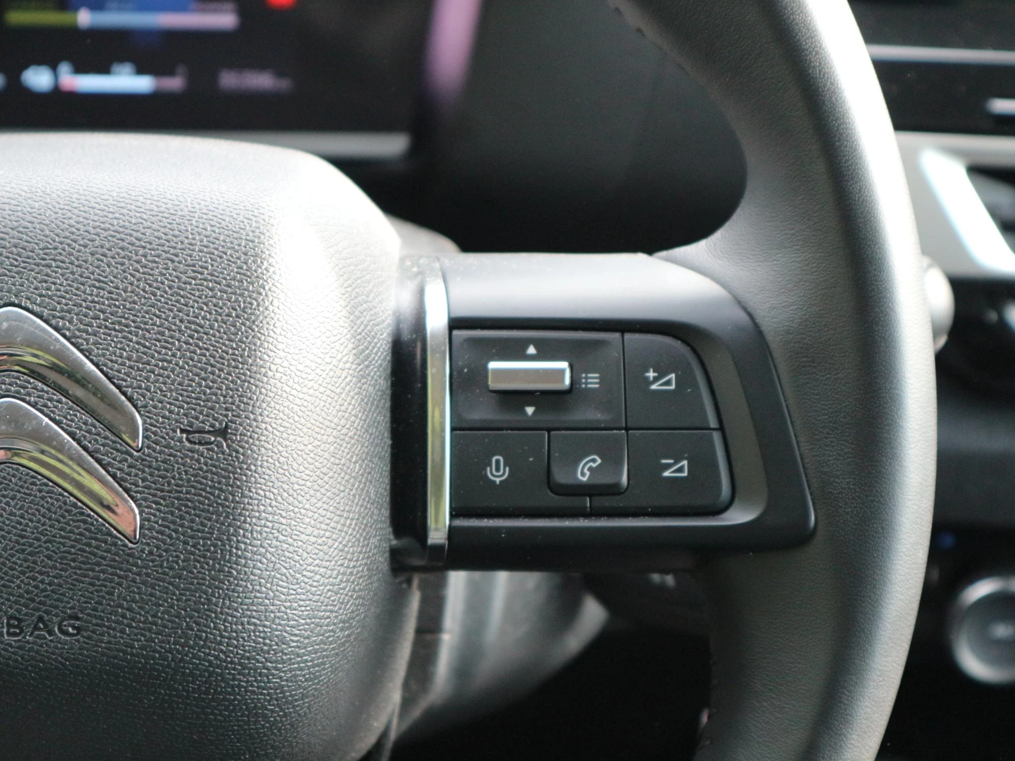 Hoofdafbeelding Citroën ë-C4 X