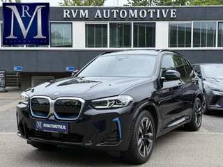 BMW iX3 Executive 80 kWh M-Sport |SOH 99% | ELEKTRISCHE TREKHAAK| ELEKTRISCHE ACHTERKLEP| PANORAMADAK| DRIVING ASSISTENT PROFESSIONAL| DODE HOEK SENSOR| STOELVERWARMING