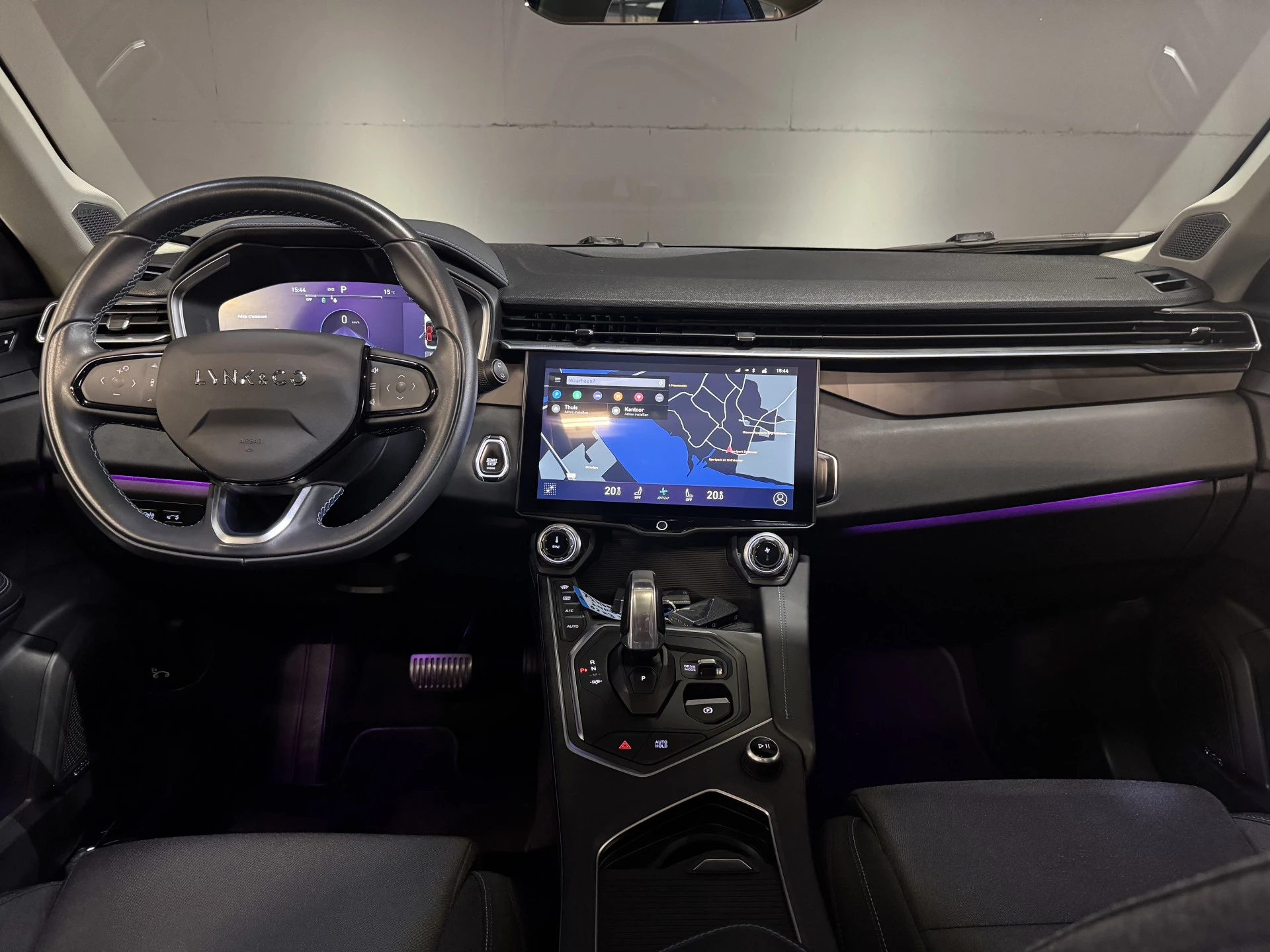 Hoofdafbeelding Lynk & Co 01