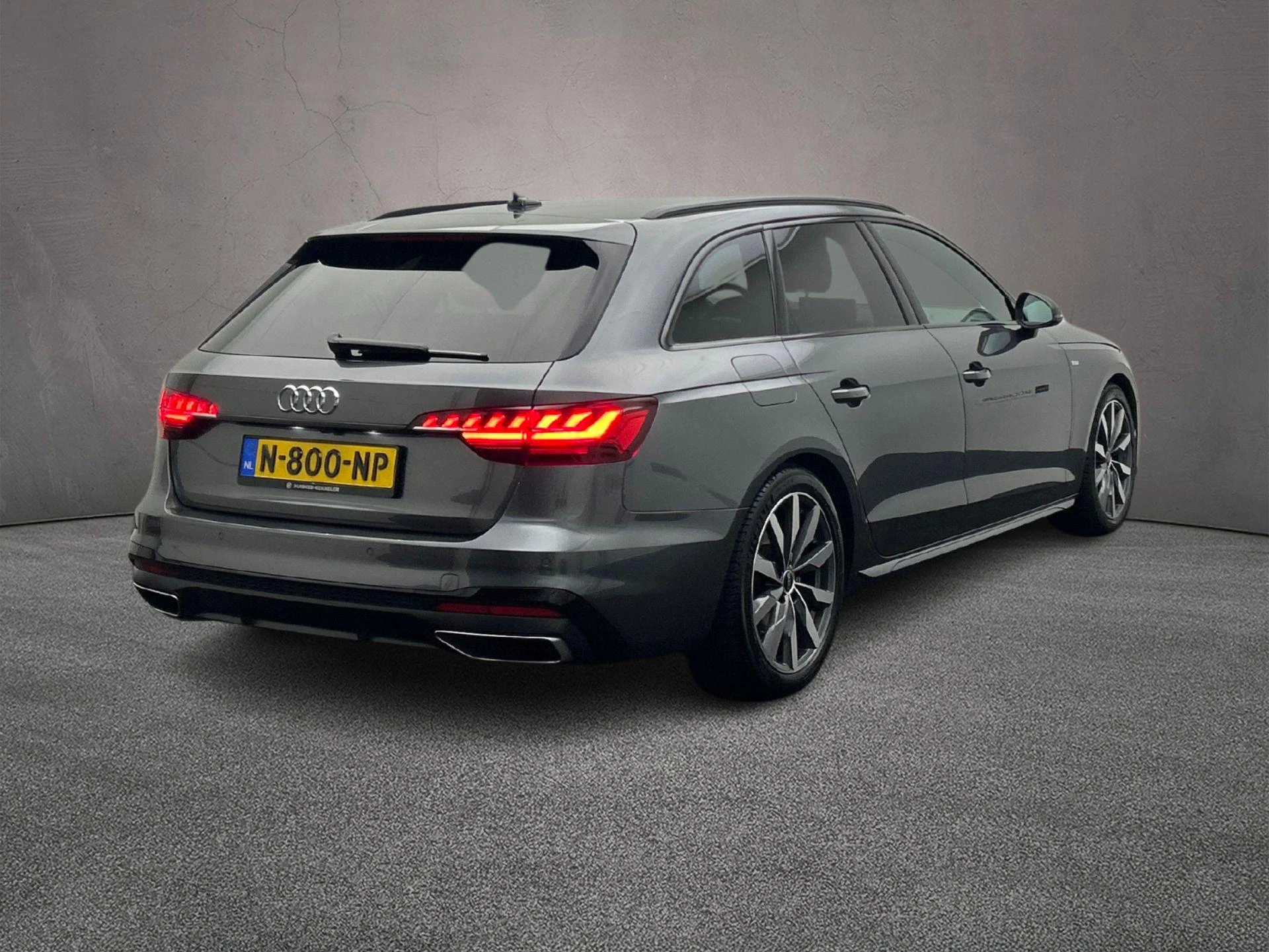 Hoofdafbeelding Audi A4