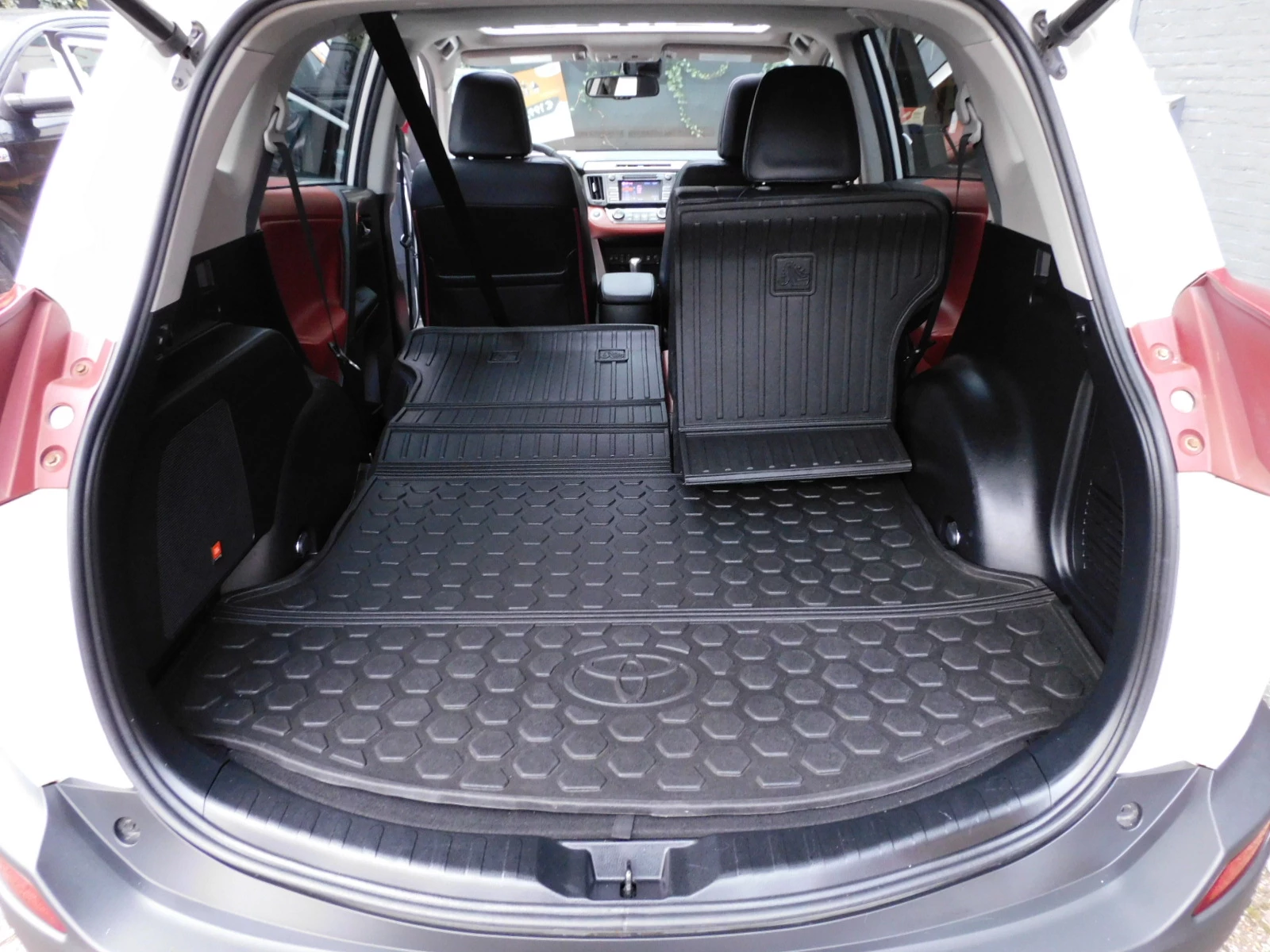 Hoofdafbeelding Toyota RAV4