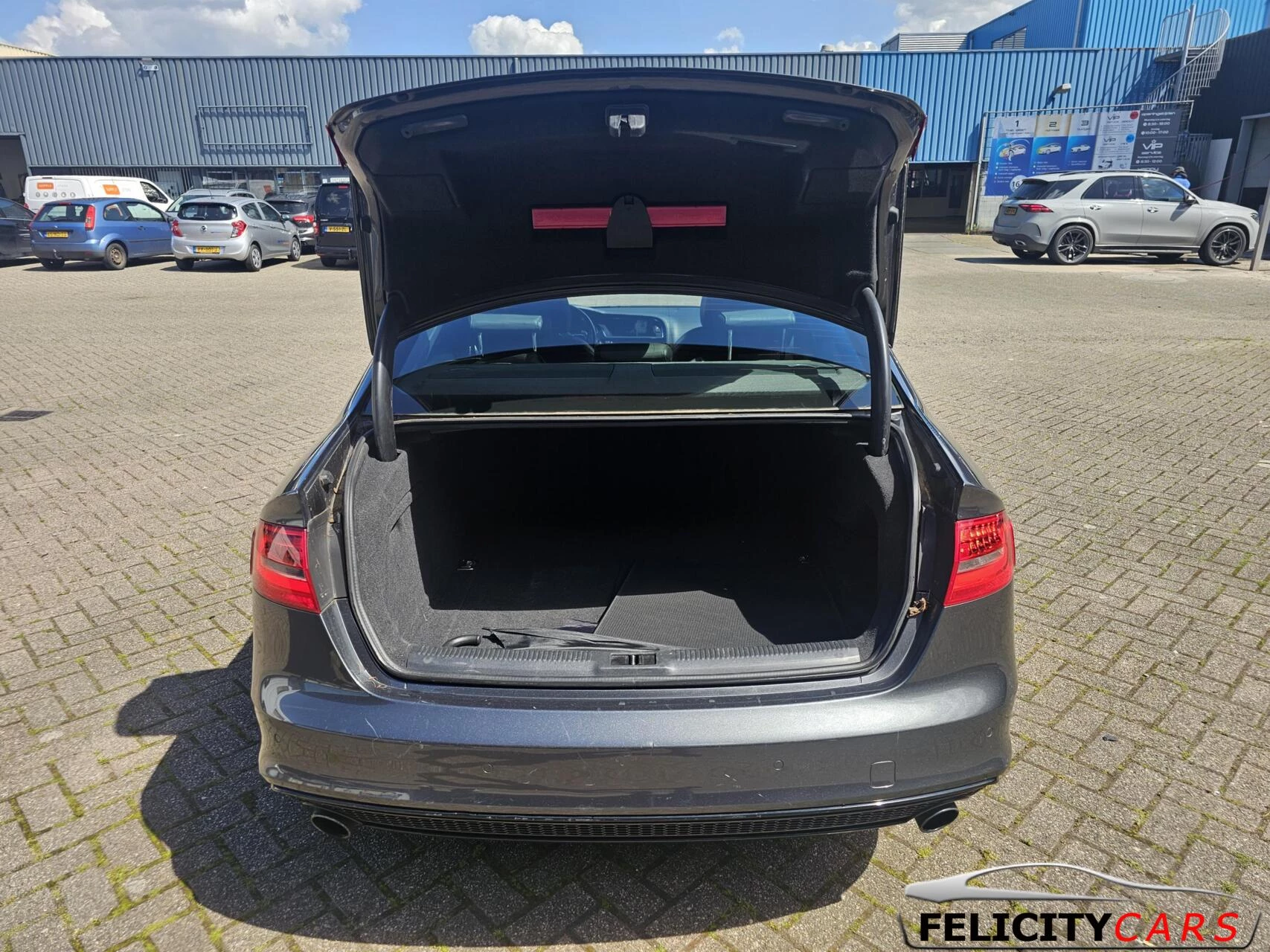 Hoofdafbeelding Audi A4