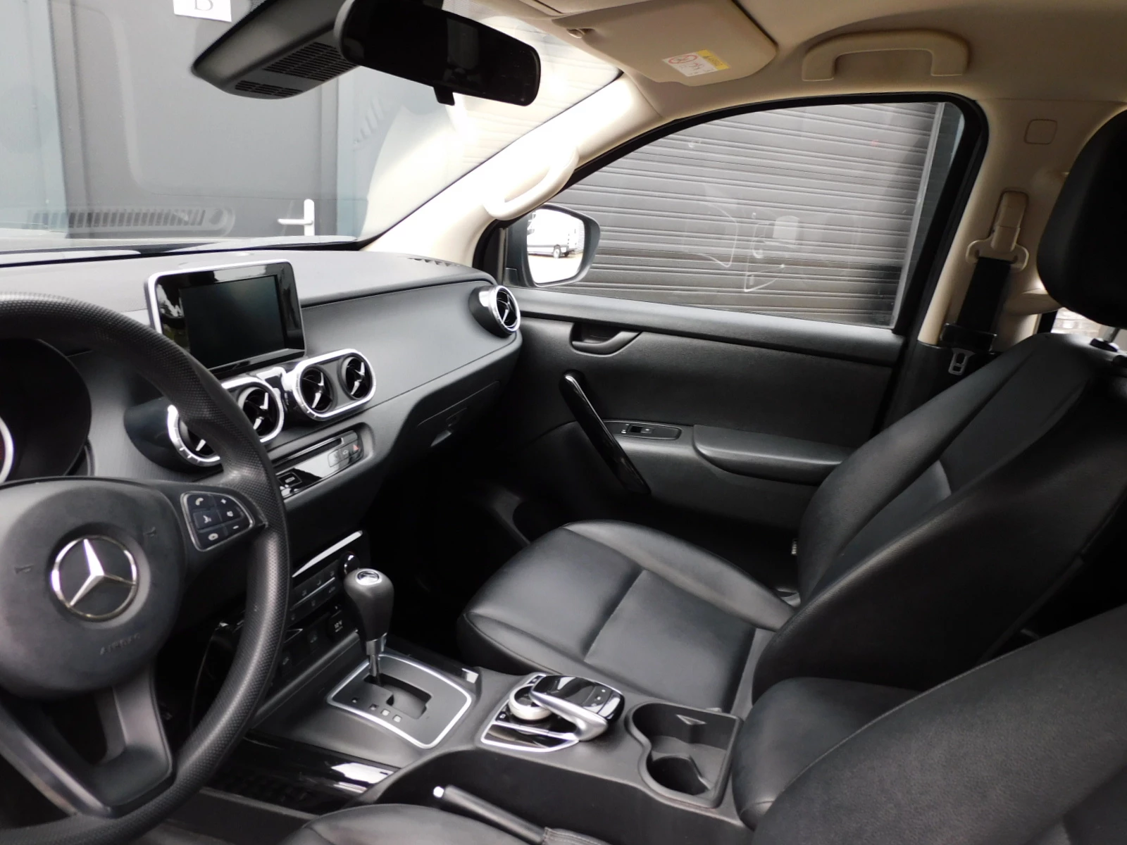 Hoofdafbeelding Mercedes-Benz X-Klasse
