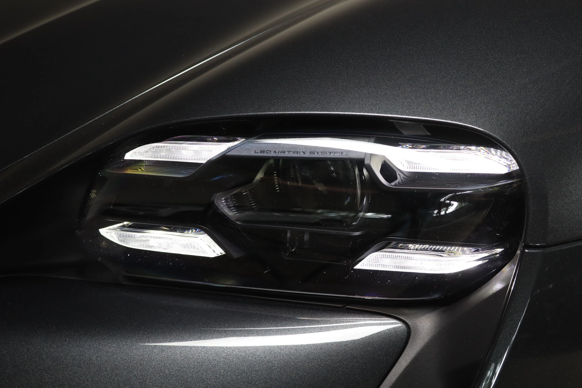 Hoofdafbeelding Porsche Taycan