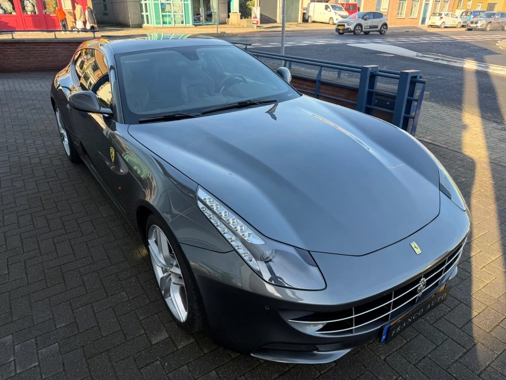 Hoofdafbeelding Ferrari FF