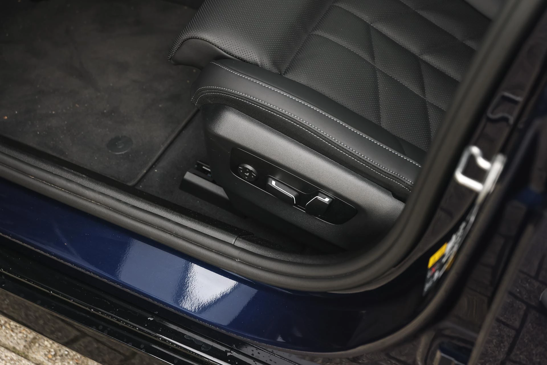 Hoofdafbeelding BMW i5