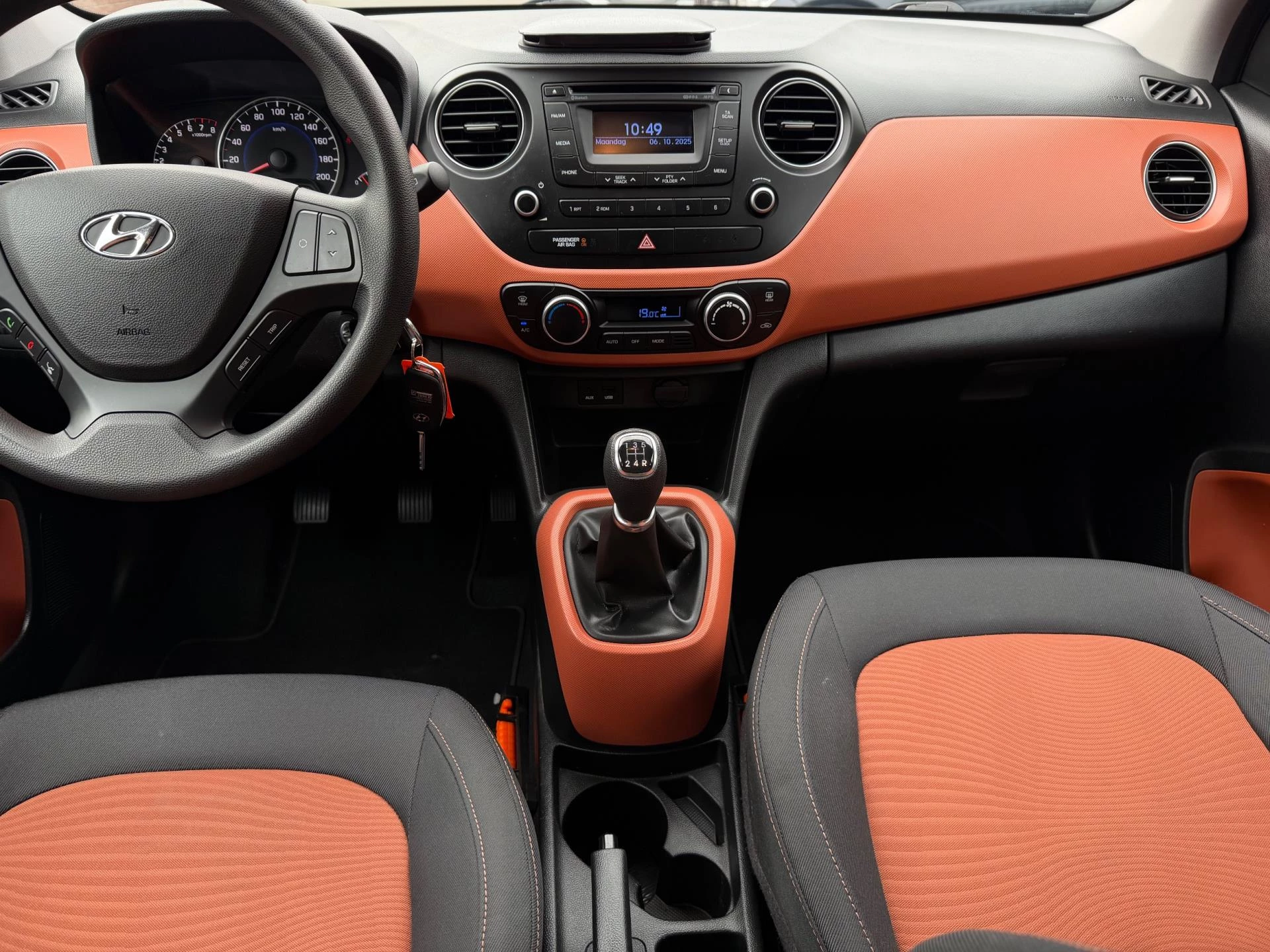 Hoofdafbeelding Hyundai i10