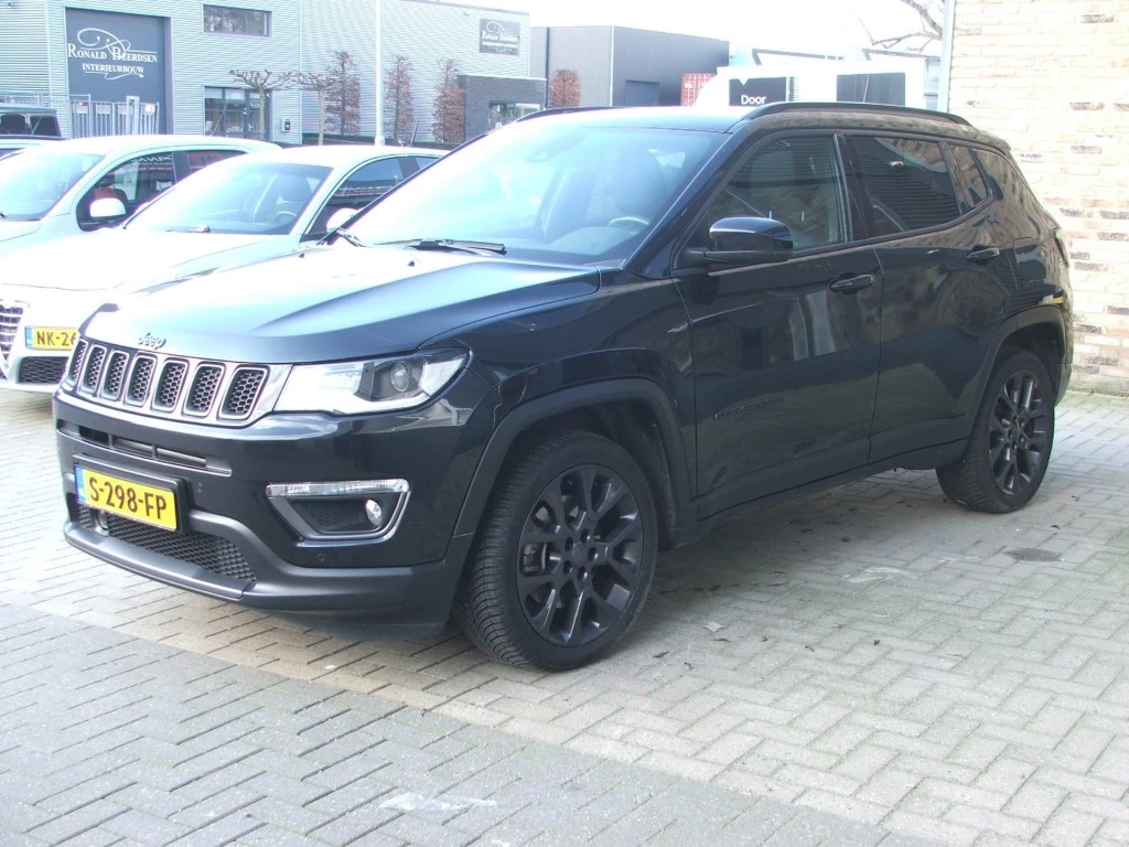 Hoofdafbeelding Jeep Compass