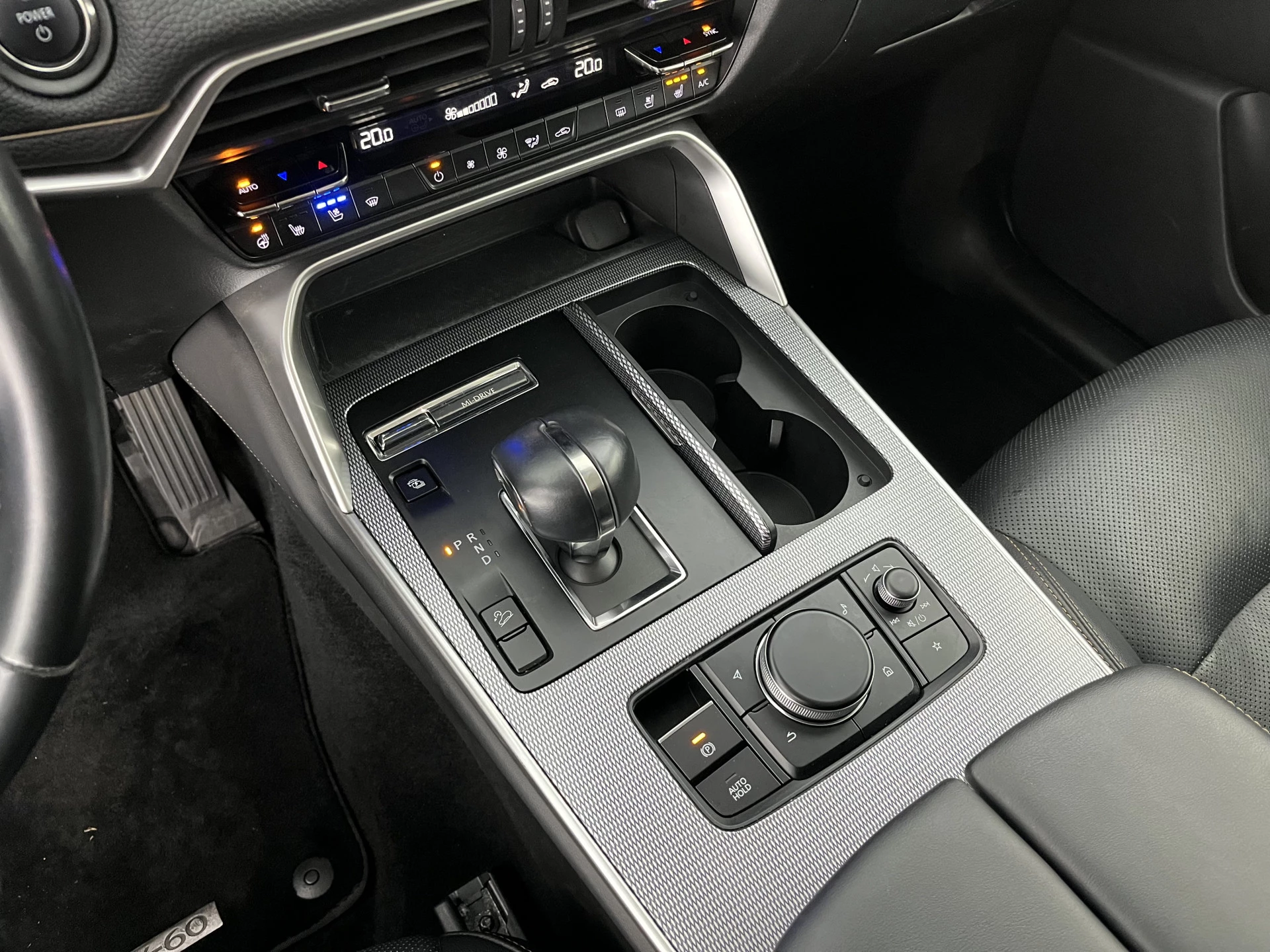 Hoofdafbeelding Mazda CX-60