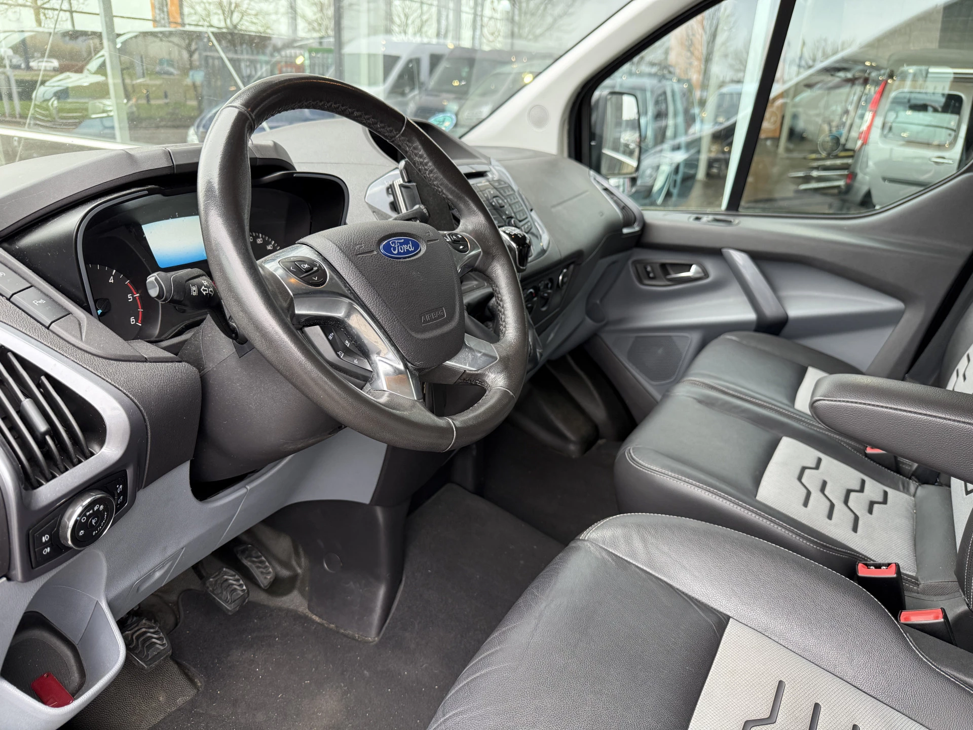 Hoofdafbeelding Ford Transit Custom