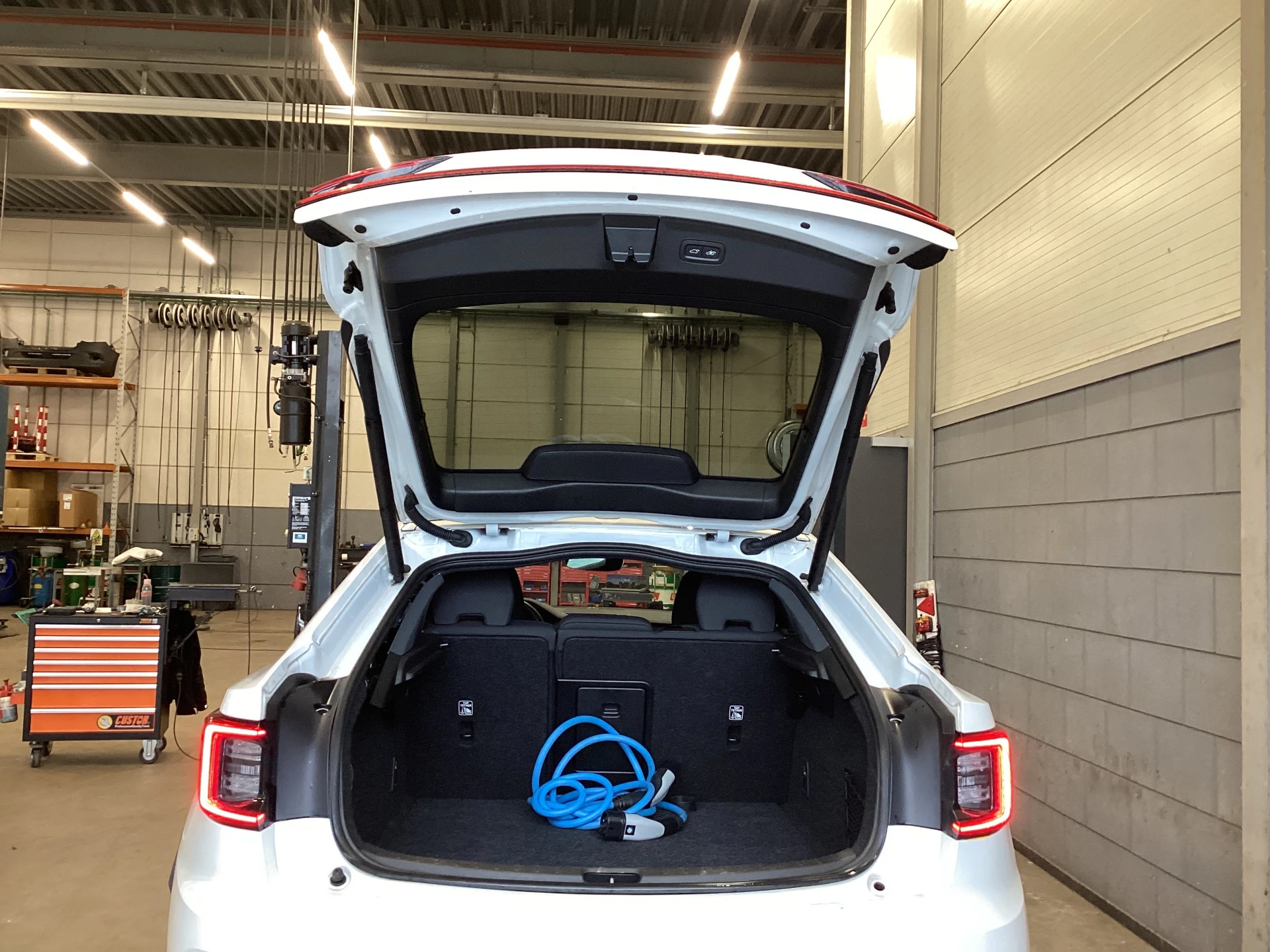 Hoofdafbeelding Polestar 2