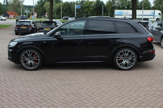 Audi Q7 60 TFSI e quattro Pro Line S Competition / Trekhaak / Panoramadak / 360Camera / Head-up / Softclose / Laser LED / Luchtvering / 22'' / B&O / RS Seats / Keyless / Stuur+Stoelverwarming / Dodehoek / DAB / ACC
