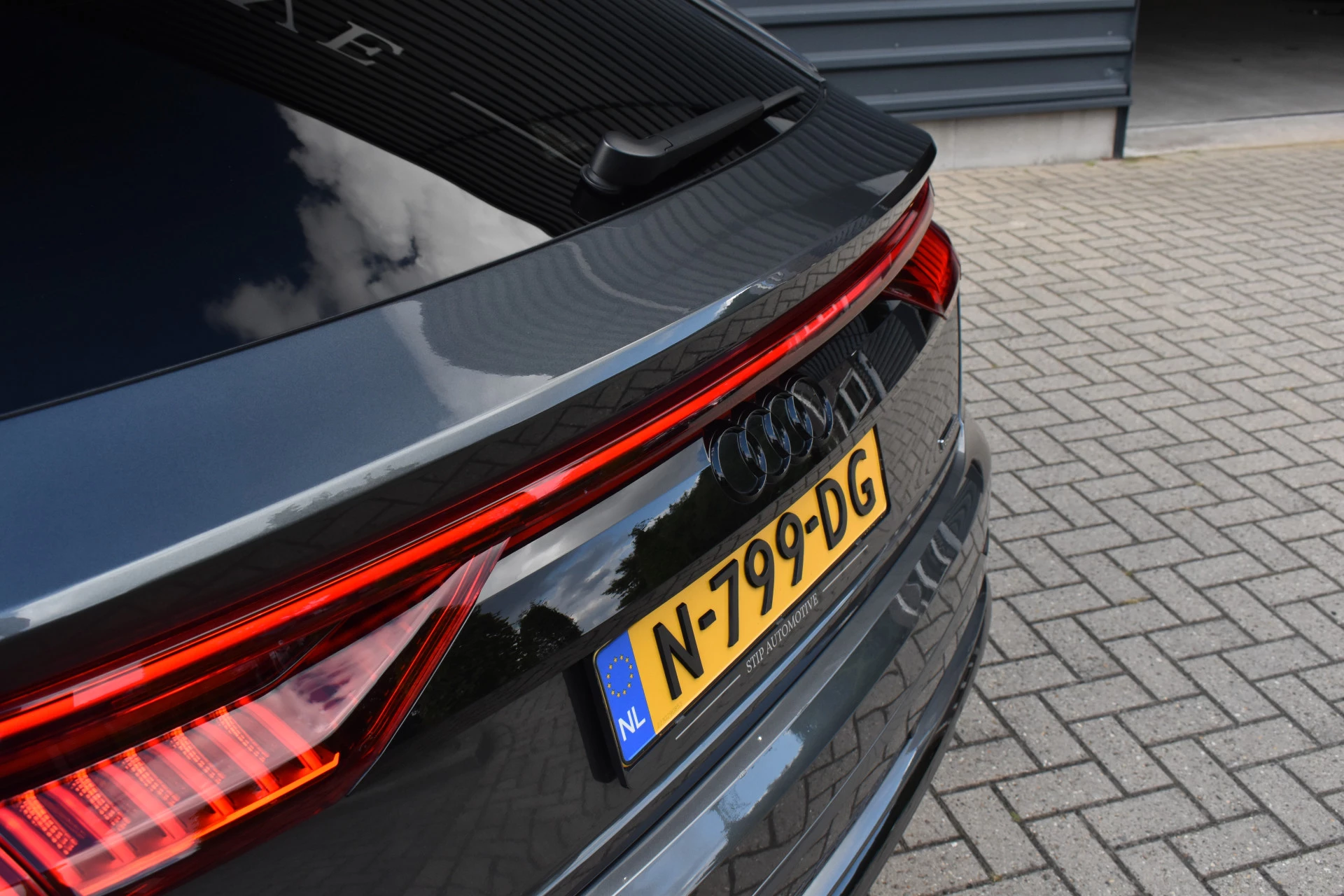 Hoofdafbeelding Audi Q8