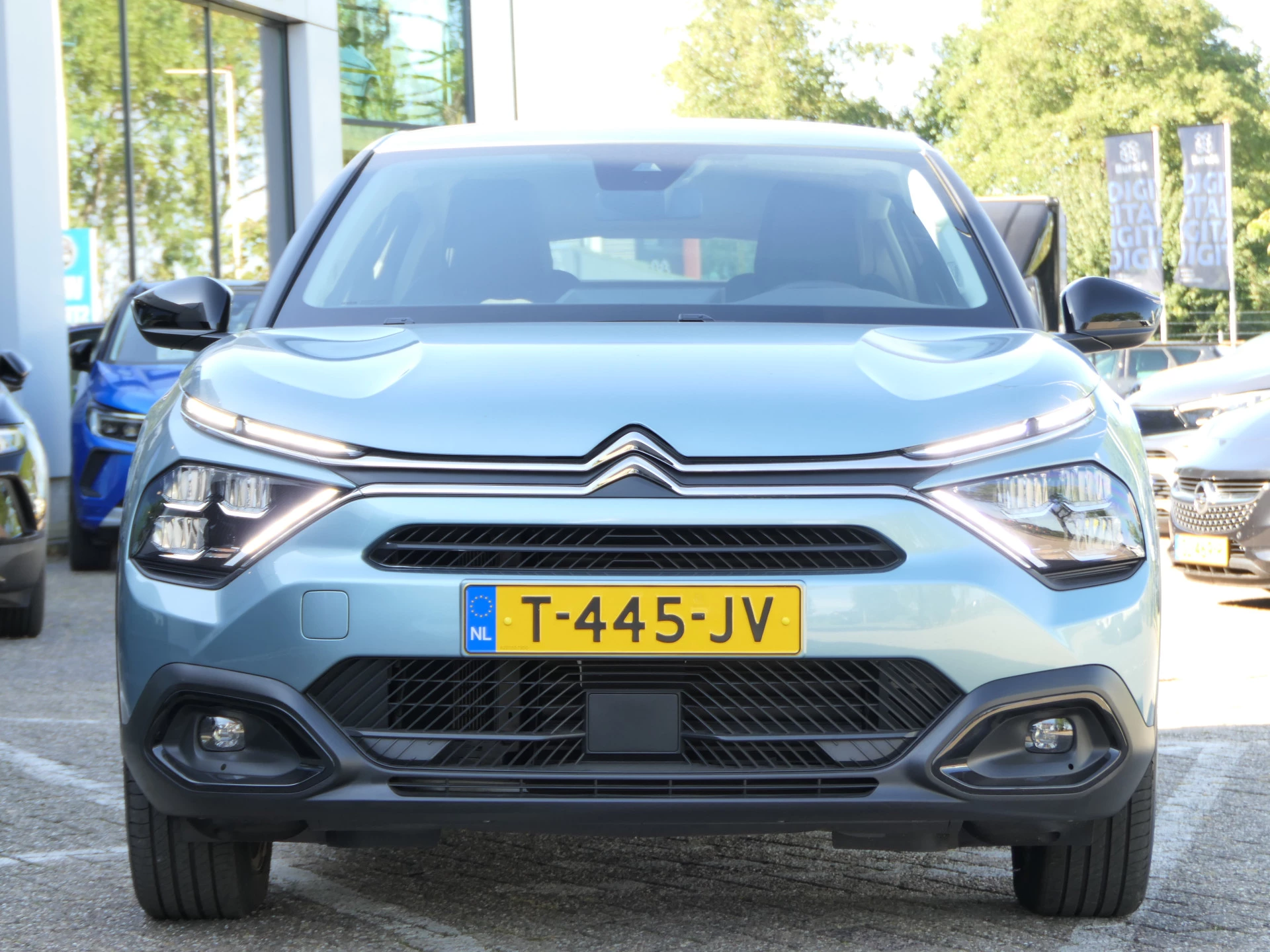 Hoofdafbeelding Citroën ë-C4