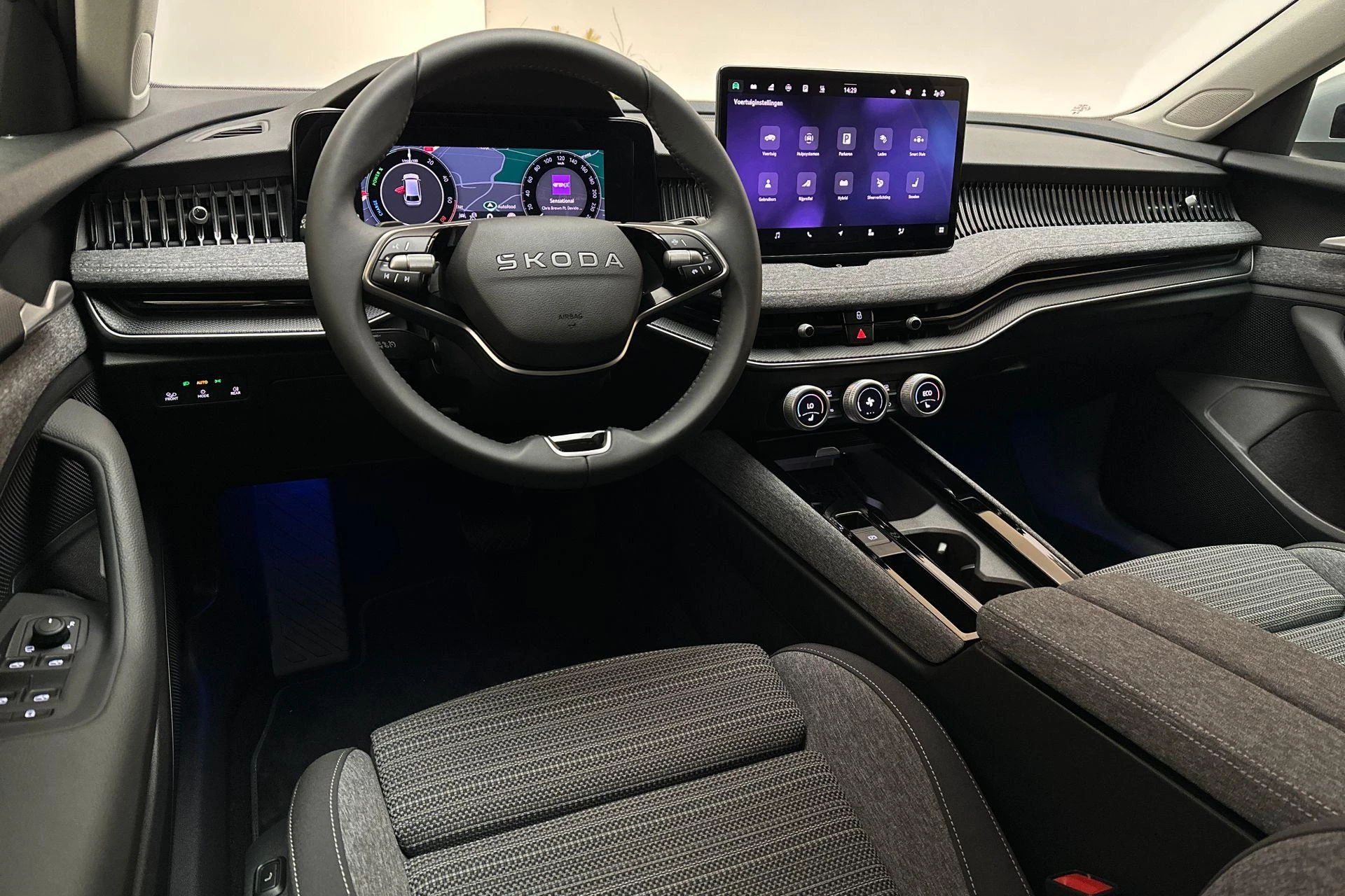 Hoofdafbeelding Škoda Superb