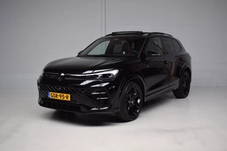Volkswagen TIGUAN 1.5 eTSI R-Line Edition ORG.NED / PANORAMADAK / 360CAMERA / CARPLAY / SFEERVERLICHTING / NAP / 1e. EIG
