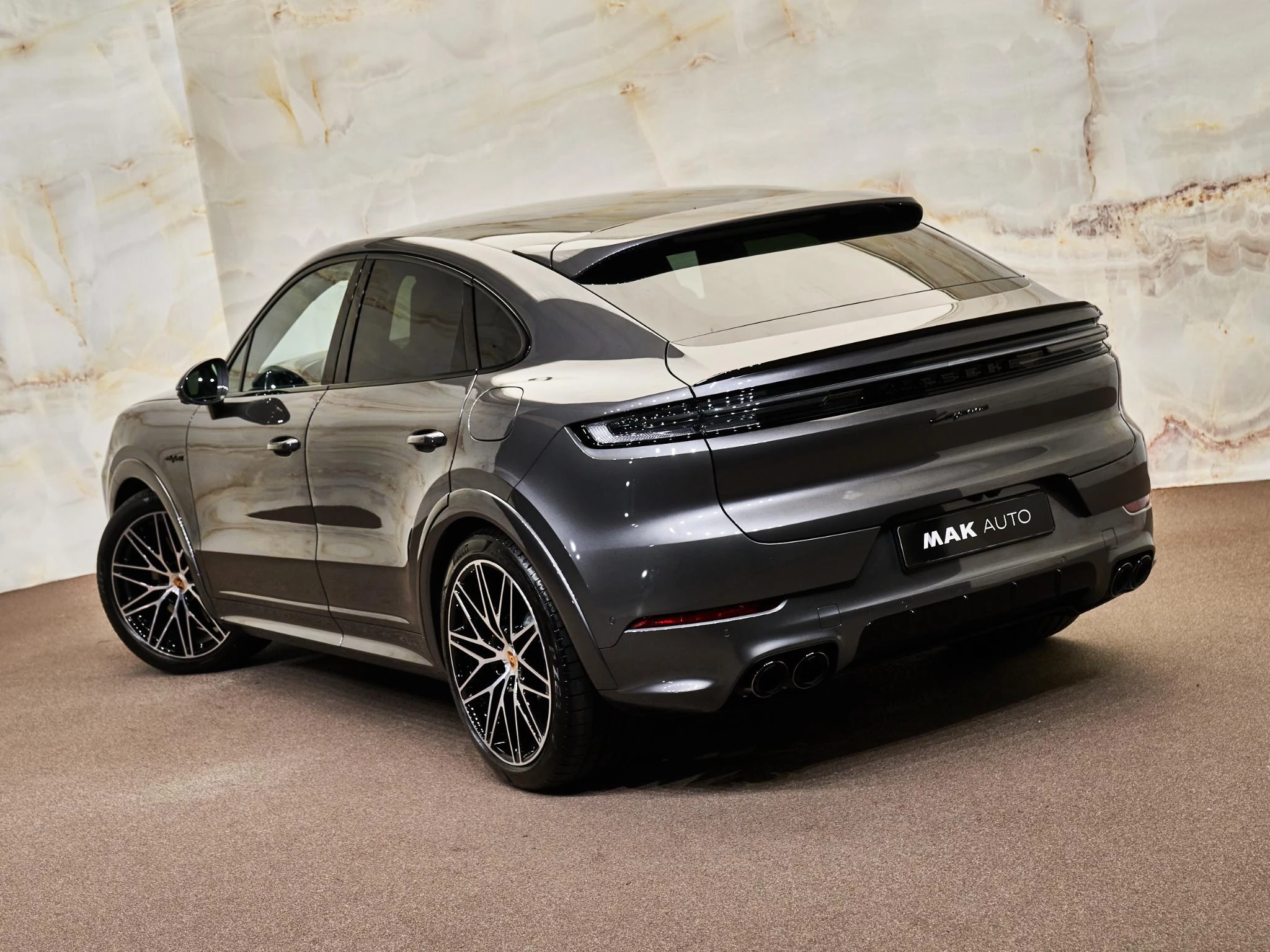 Hoofdafbeelding Porsche Cayenne