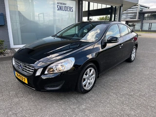 Hoofdafbeelding Volvo S60 Volvo S60 T3 1.5i BUSINESS _ INTRO - Navigatie