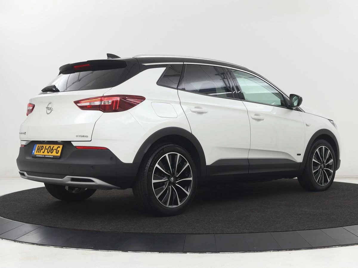Hoofdafbeelding Opel Grandland X