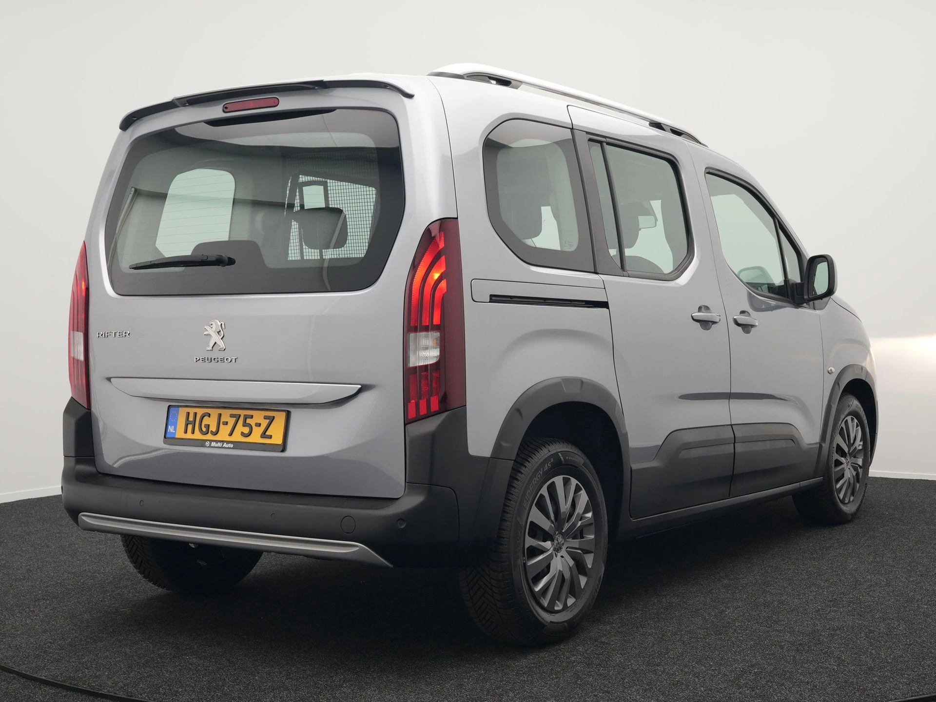 Hoofdafbeelding Peugeot Rifter