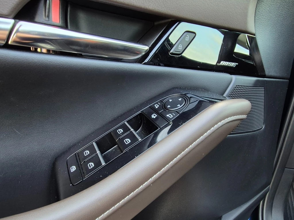 Hoofdafbeelding Mazda CX-30