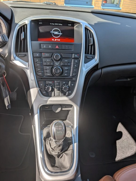 Hoofdafbeelding Opel Astra